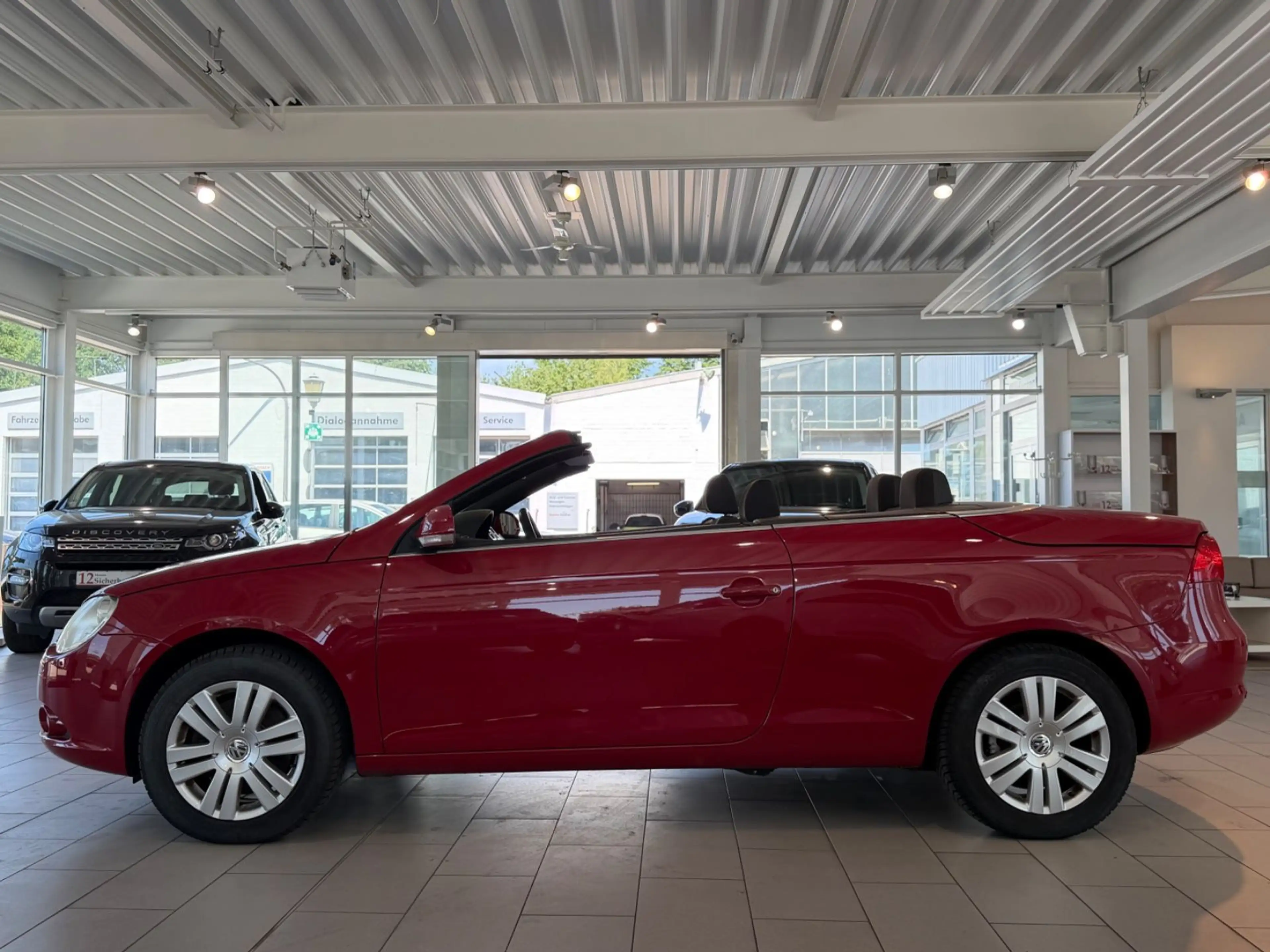 Volkswagen Eos Basis BMT*KLIMAAUT.*PDC*SHZ*SPORT*2.0L*AHK* — photo 3