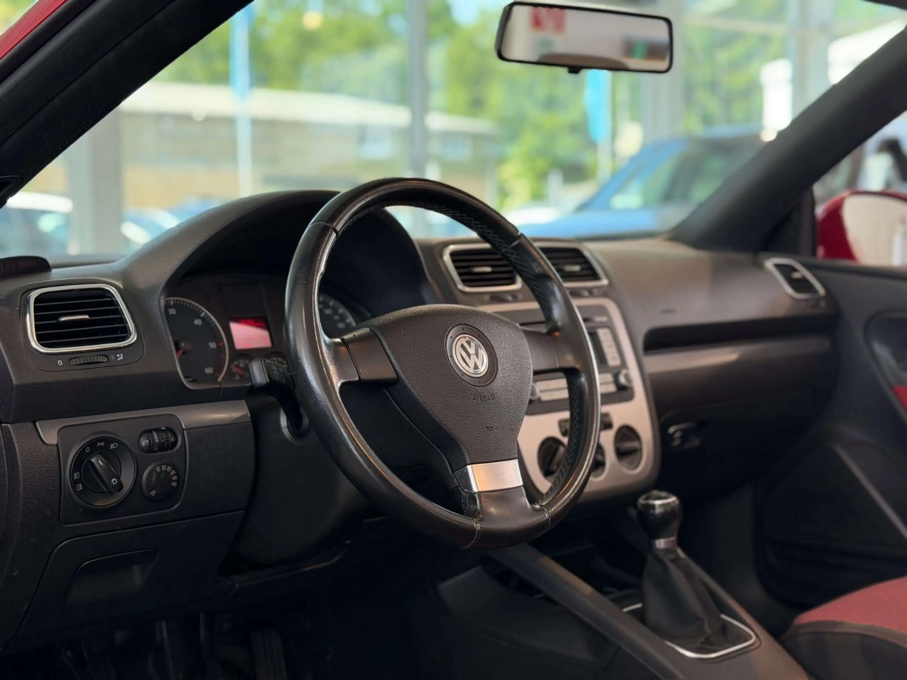 Volkswagen Eos Basis BMT*KLIMAAUT.*PDC*SHZ*SPORT*2.0L*AHK* — photo 13