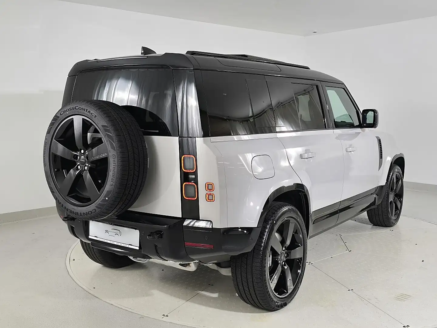 Land Rover Defender 110 P300e PHEV AWD X-Dynamic SE Aut. | Auto Sta... Grau - 2