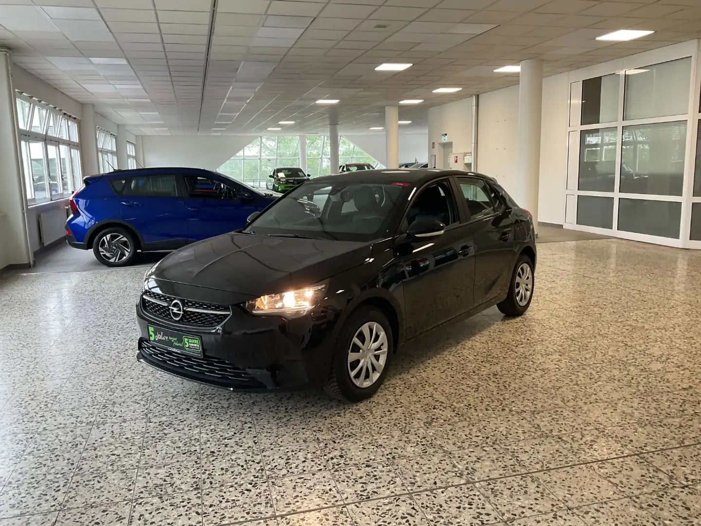 Opel Corsa F 1.2 Edition SpurH Schwarz - 2