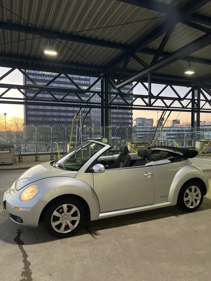 Volkswagen New Beetle