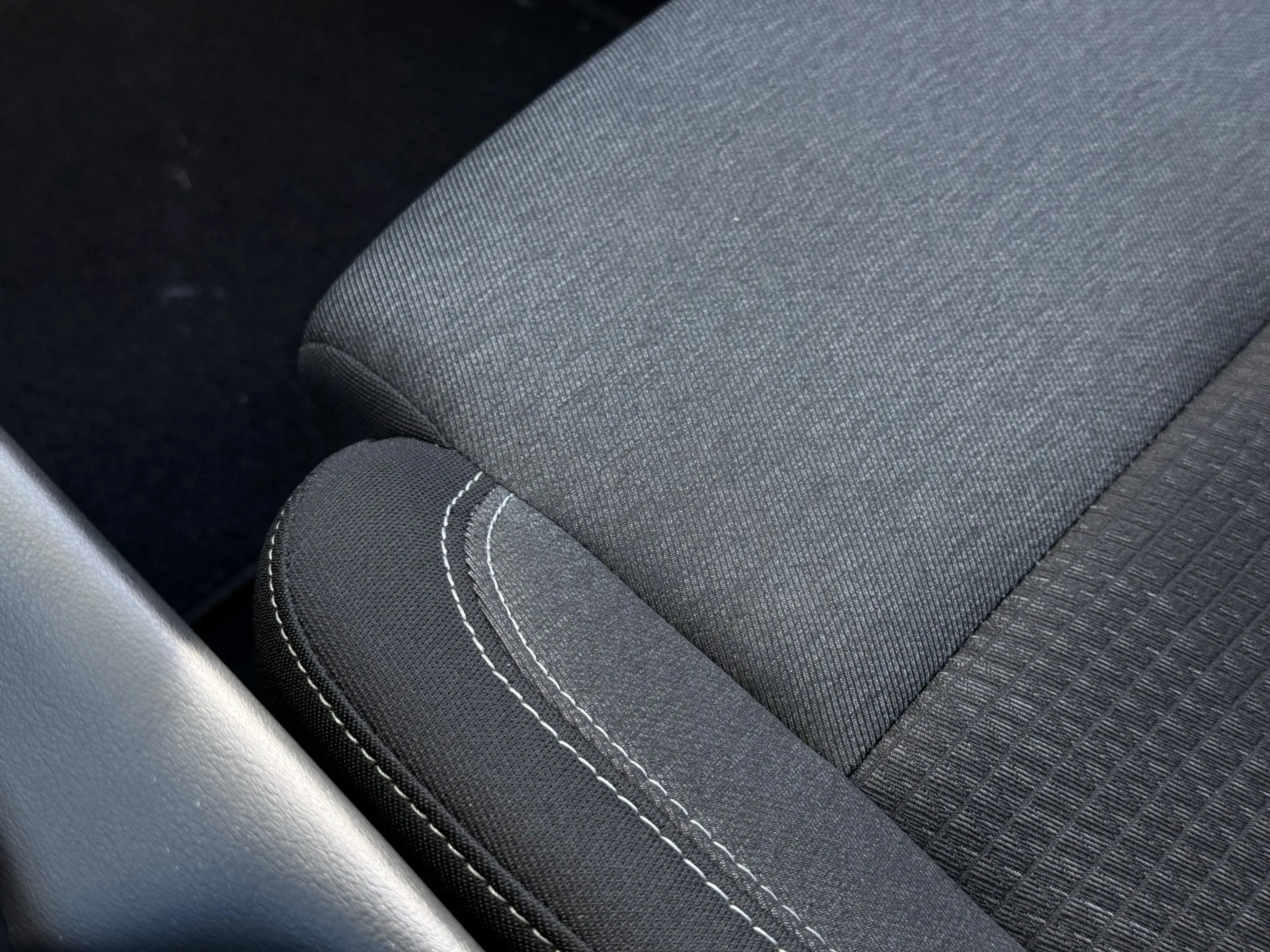 Nissan Qashqai 1.3 MHEV Xtronic N-Connecta Panodak / Carplay / 36 — photo 44
