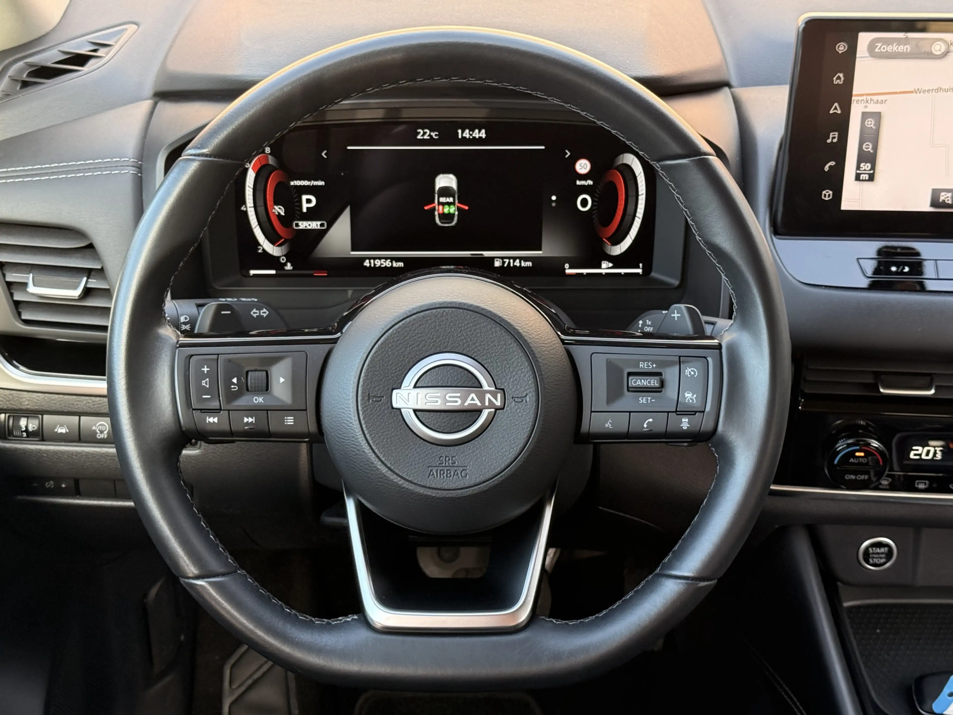 Nissan Qashqai 1.3 MHEV Xtronic N-Connecta Panodak / Carplay / 36 — photo 21