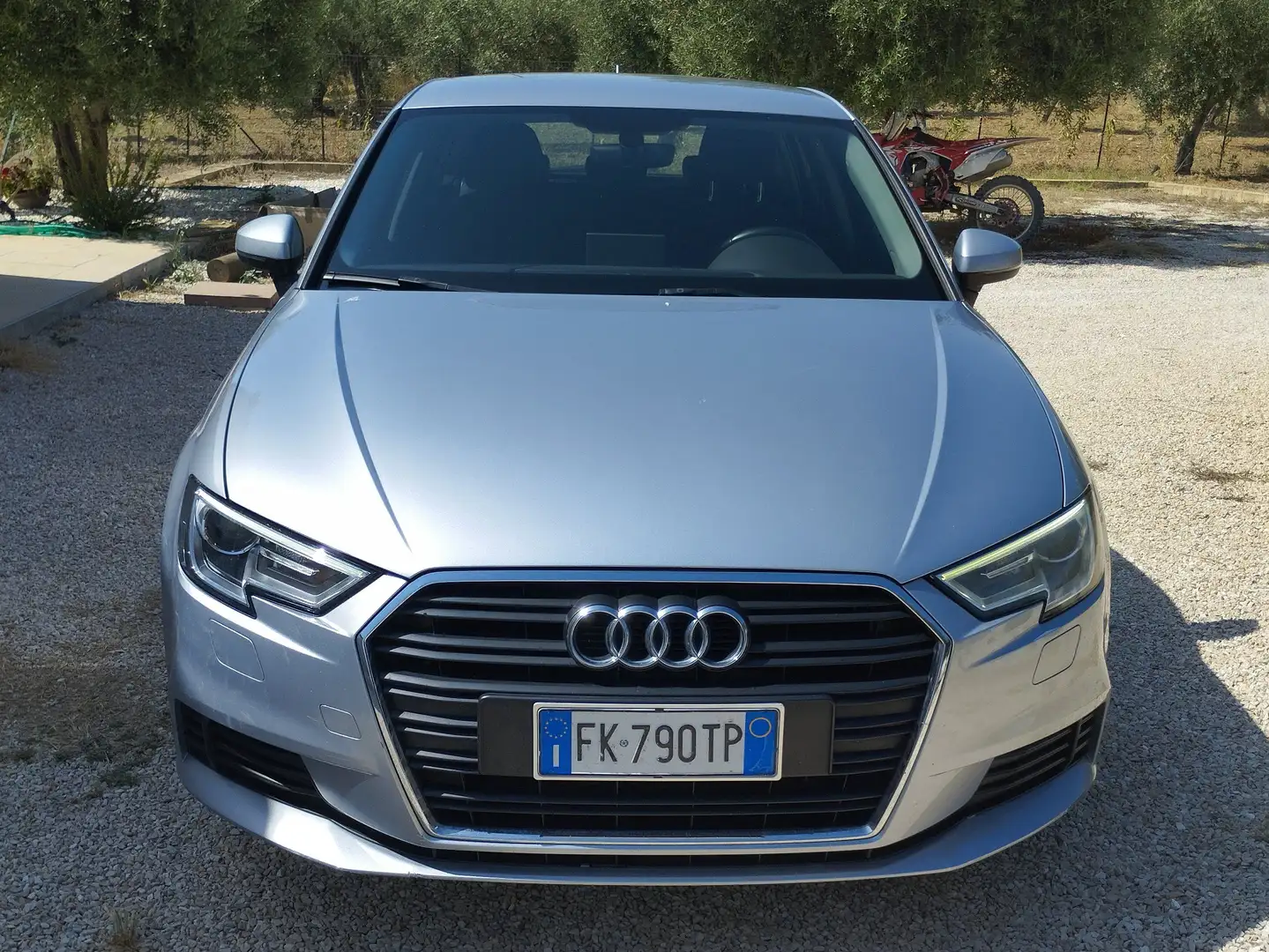 Audi A3 A3 Sportback Sportback 1.6 tdi Argento - 2