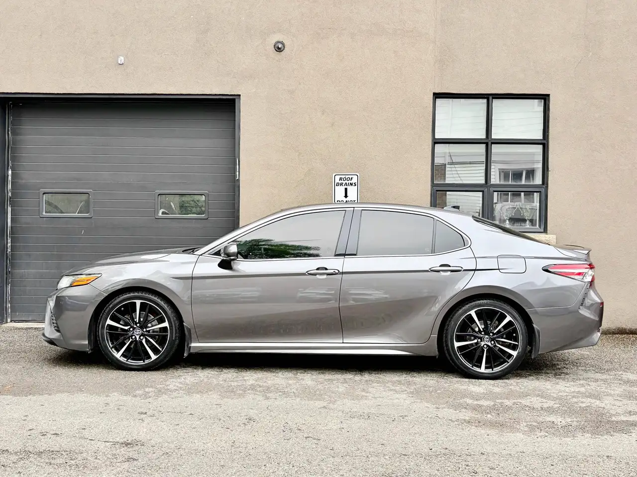 Toyota Camry снимка Toyota Camry