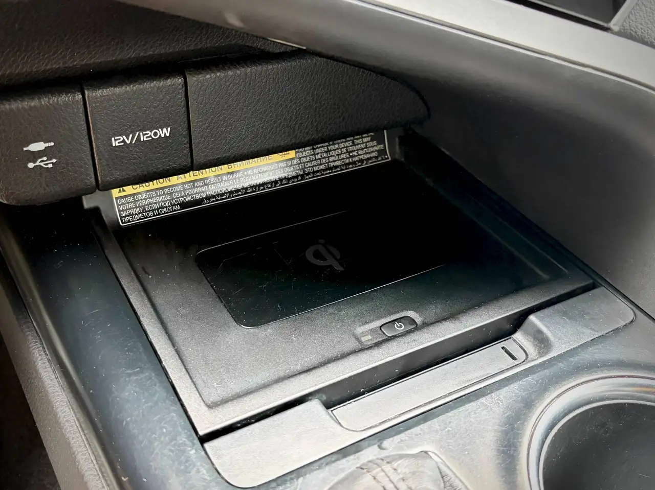 Toyota Camry снимка Toyota Camry