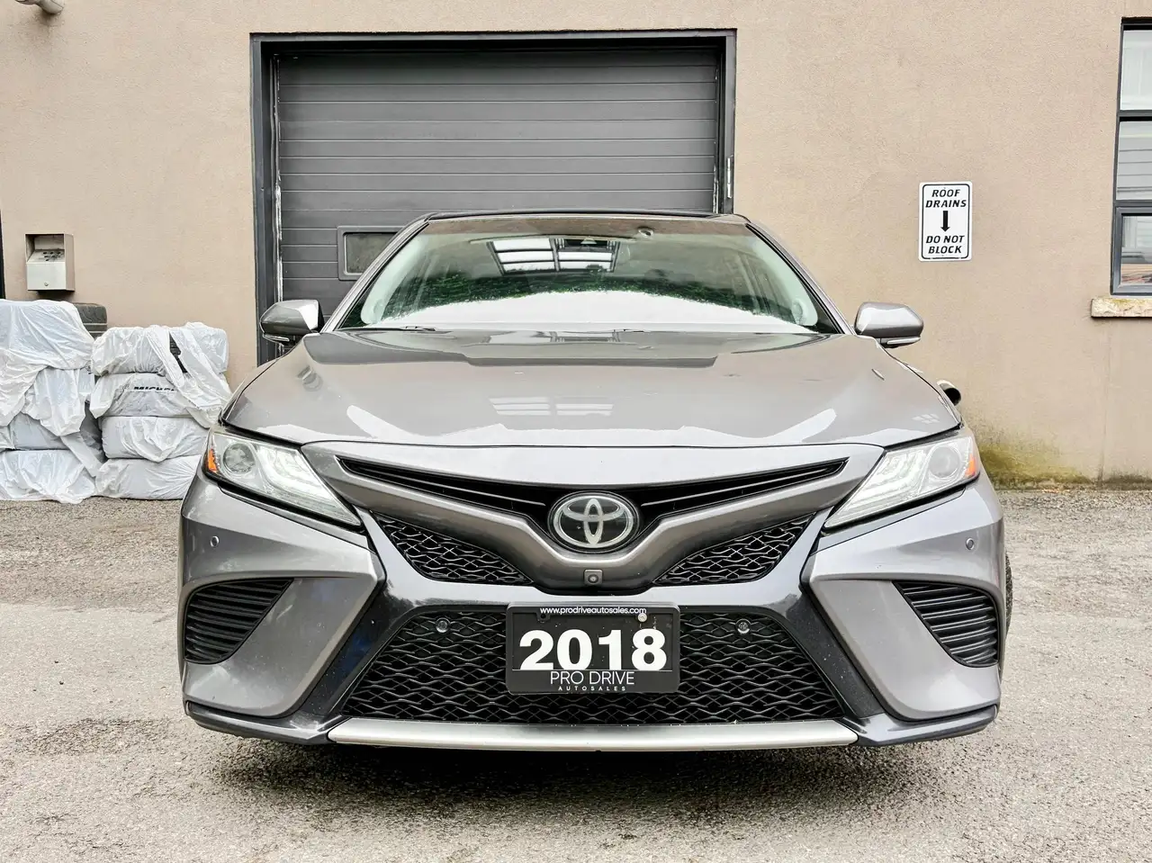 Toyota Camry снимка Toyota Camry