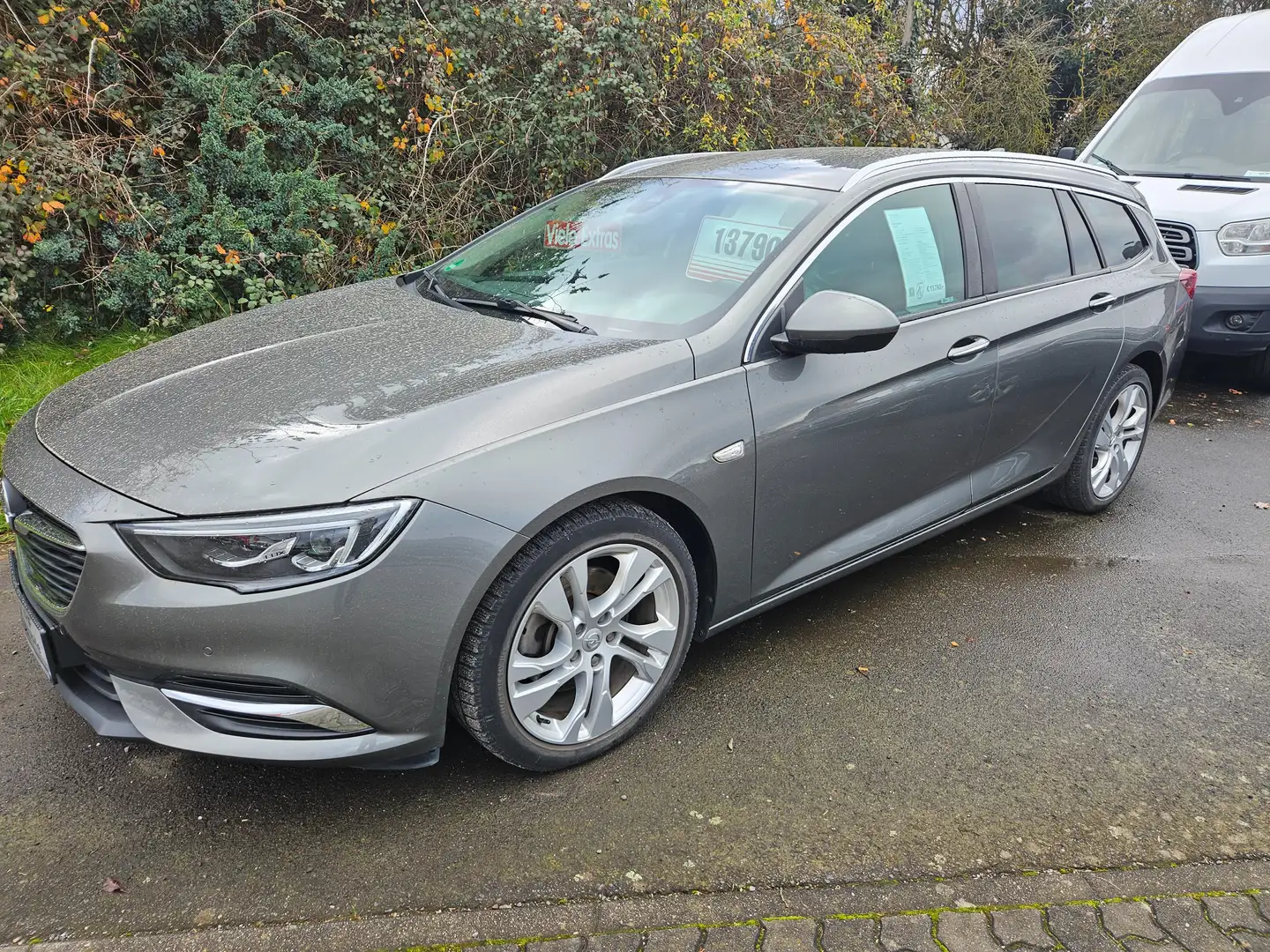 Opel Insignia Innovation Grau - 1