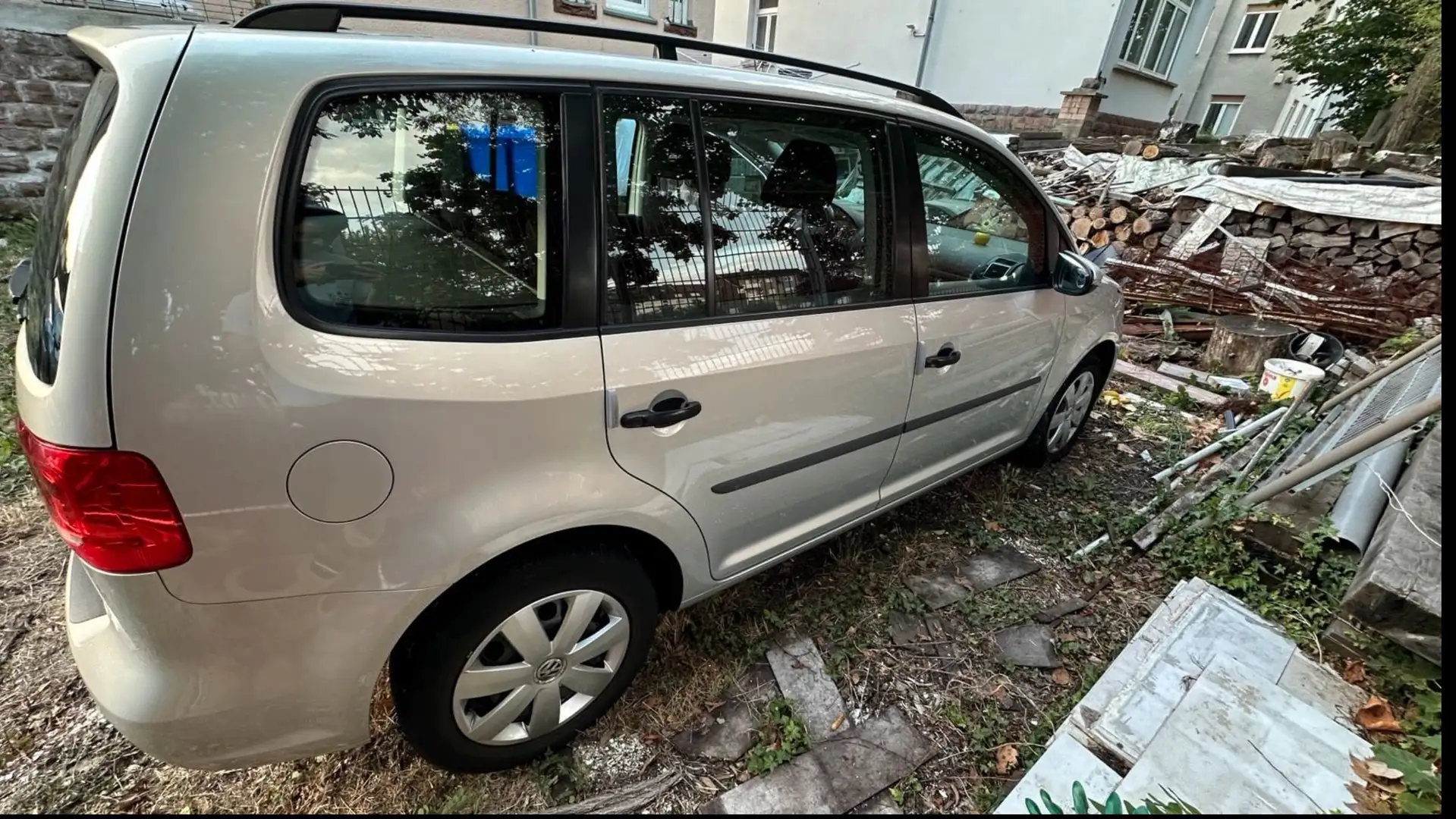 Volkswagen Touran 7 Sitzer - 1