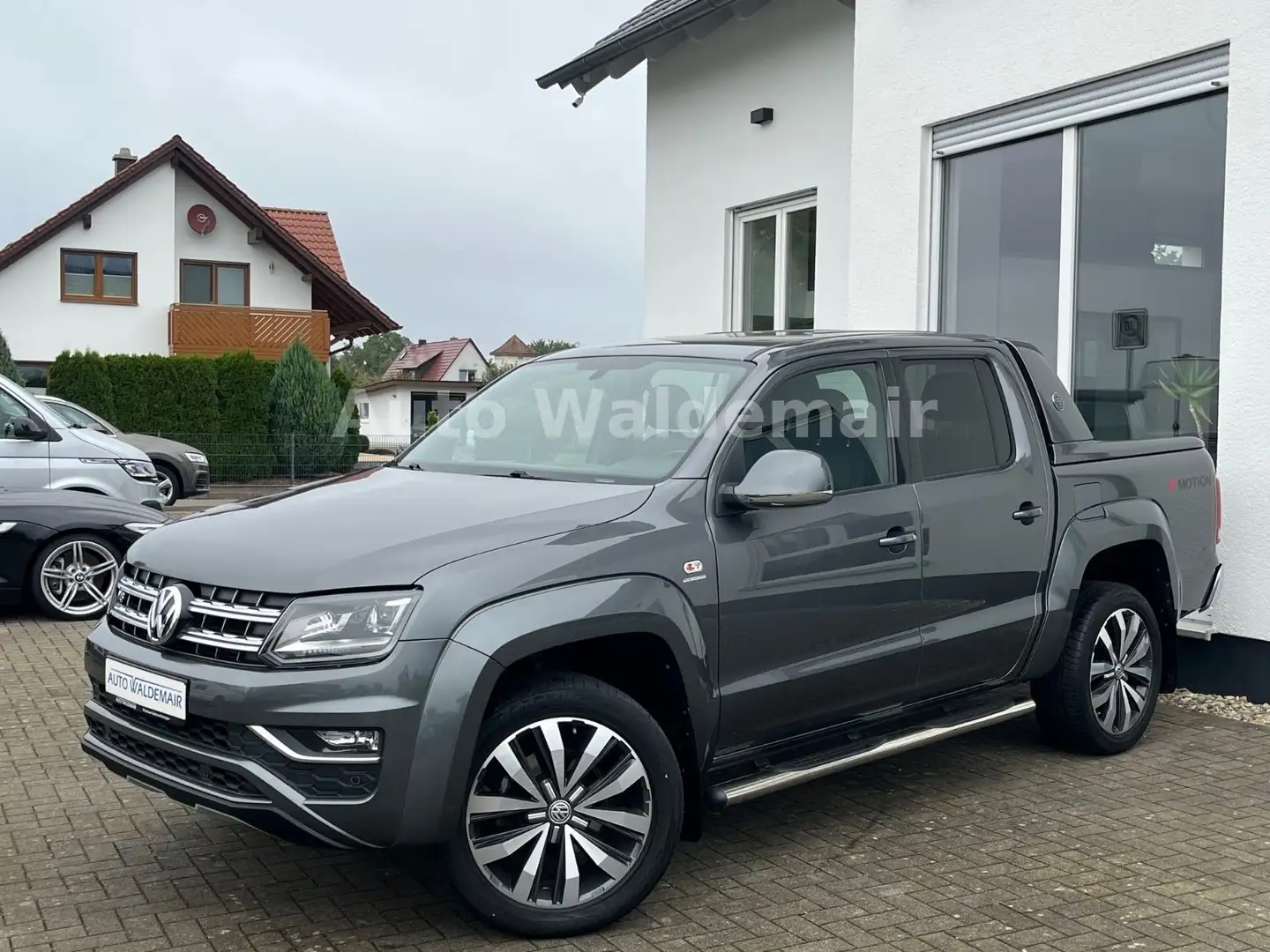 Volkswagen Amarok Aventura 4Motion AHK Standhzg Sperre Grau - 1