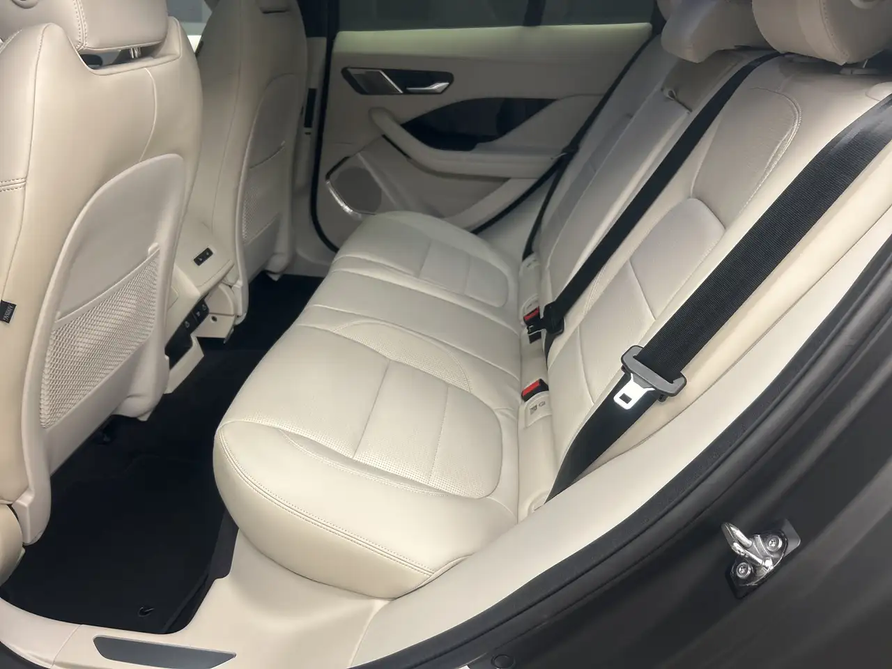 Jaguar I-Pace снимка Jaguar I-Pace