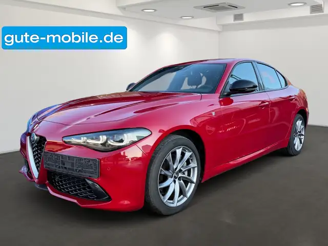 Alfa Romeo Giulia Ti Q4 | CarPlay | Rückfahrkamera | LED
