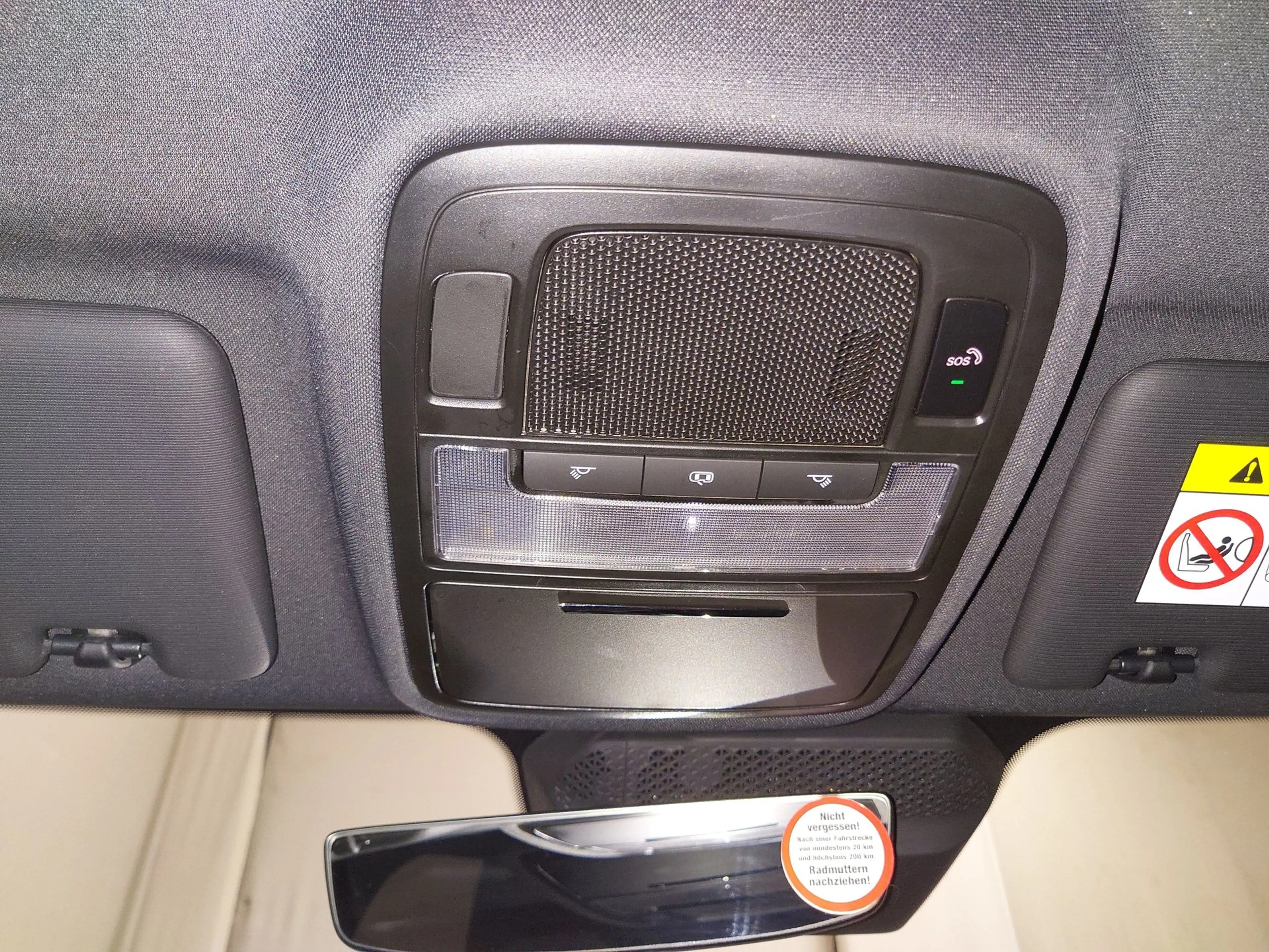 MG MG4 KLIMAAUT RADIO TEMPO MFL PDC DAB LED CARPLAY ANDROID ACC — photo 13