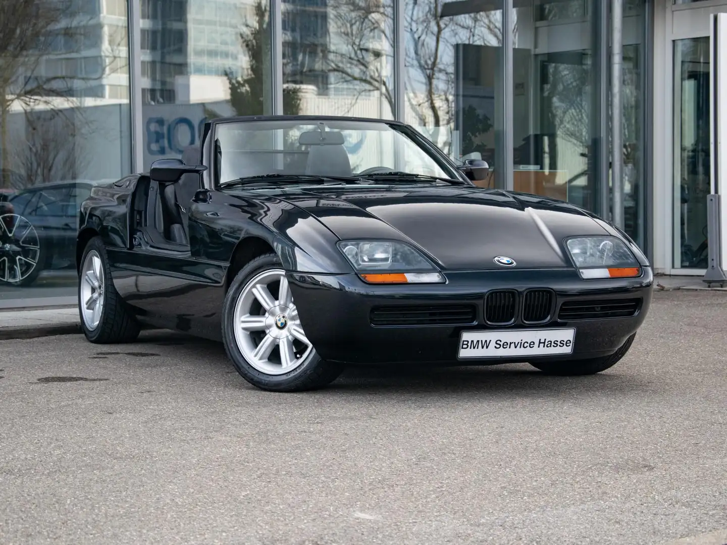 BMW Z1 in traumschwarz und Liebhaberfahrzeug Noir - 2