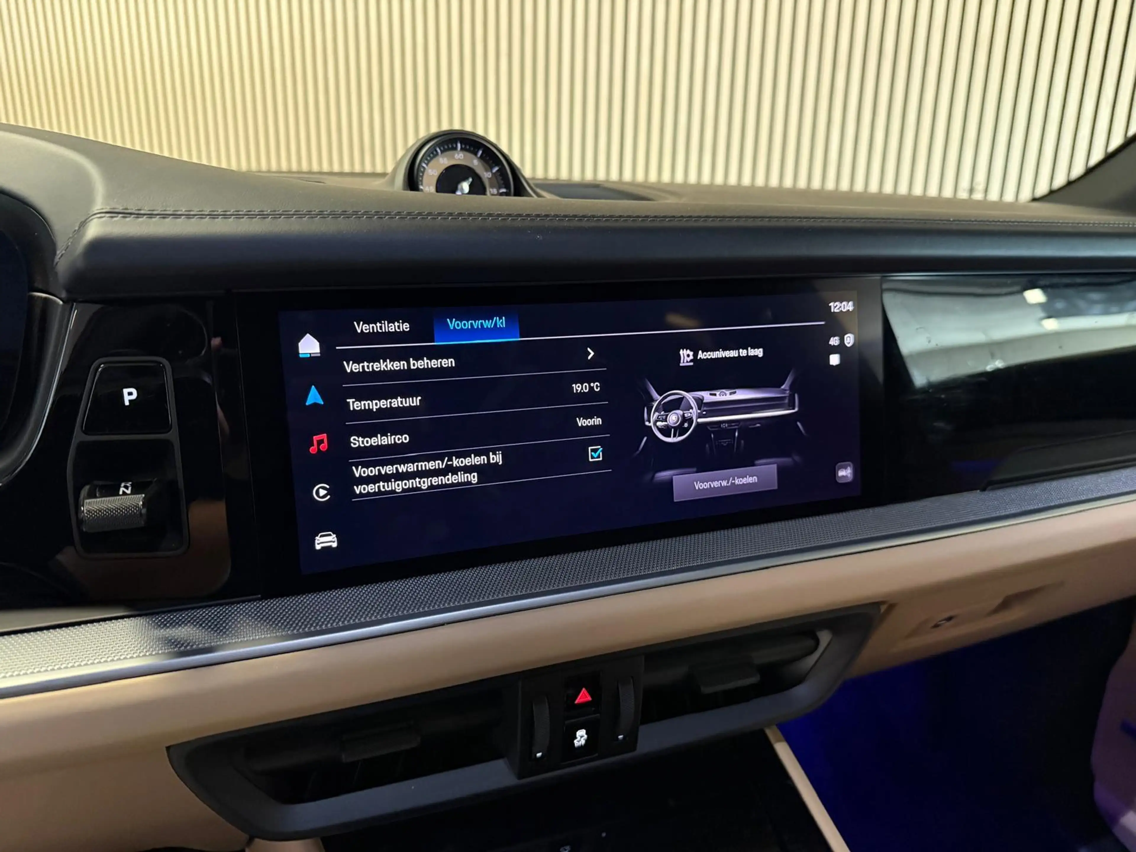 Porsche Cayenne 3.0 E-Hybrid SPORT DESIGN-PANORAMA-LUCHTV.-STOELEN — photo 29