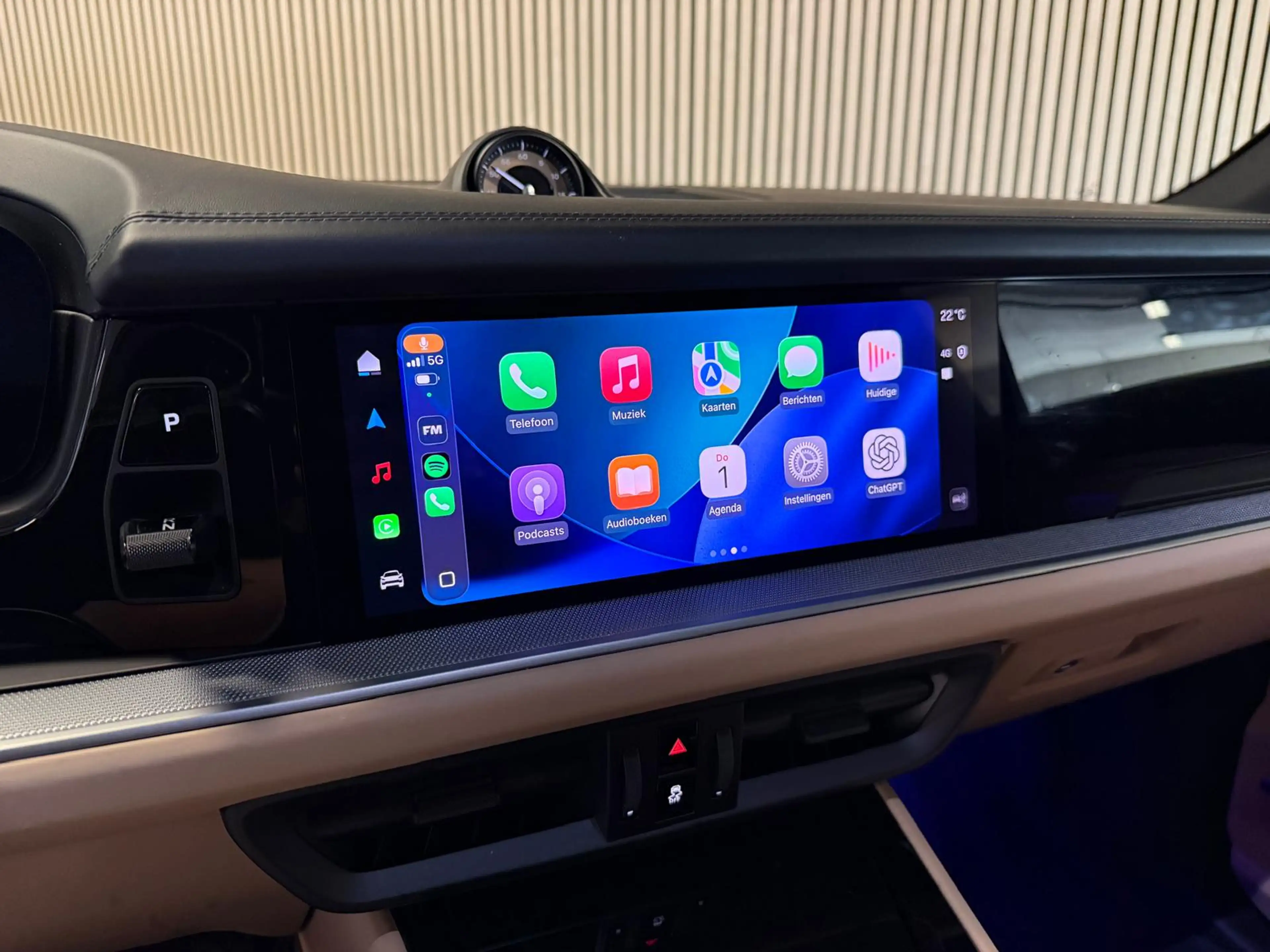 Porsche Cayenne 3.0 E-Hybrid SPORT DESIGN-PANORAMA-LUCHTV.-STOELEN — photo 33