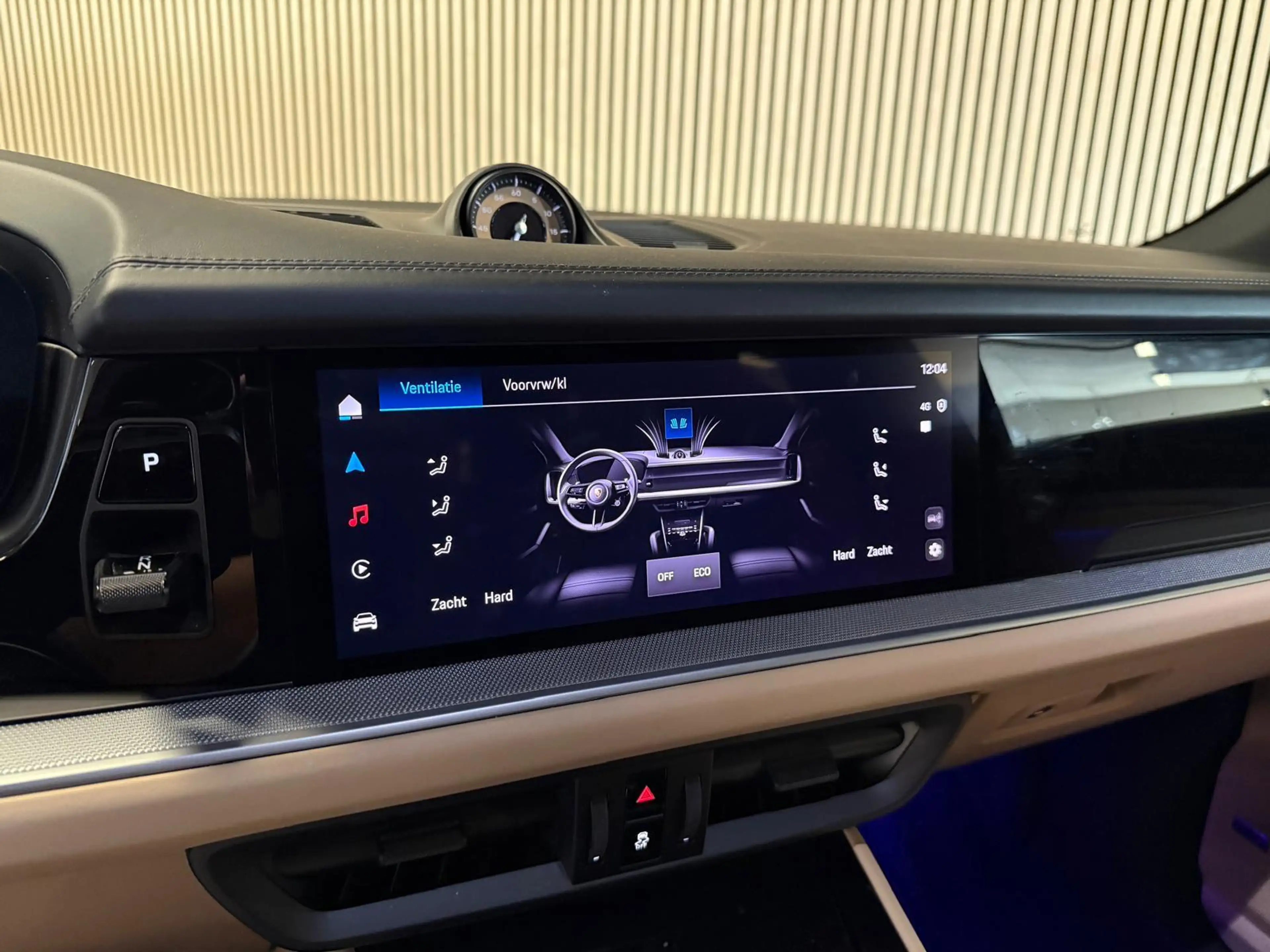 Porsche Cayenne 3.0 E-Hybrid SPORT DESIGN-PANORAMA-LUCHTV.-STOELEN — photo 28