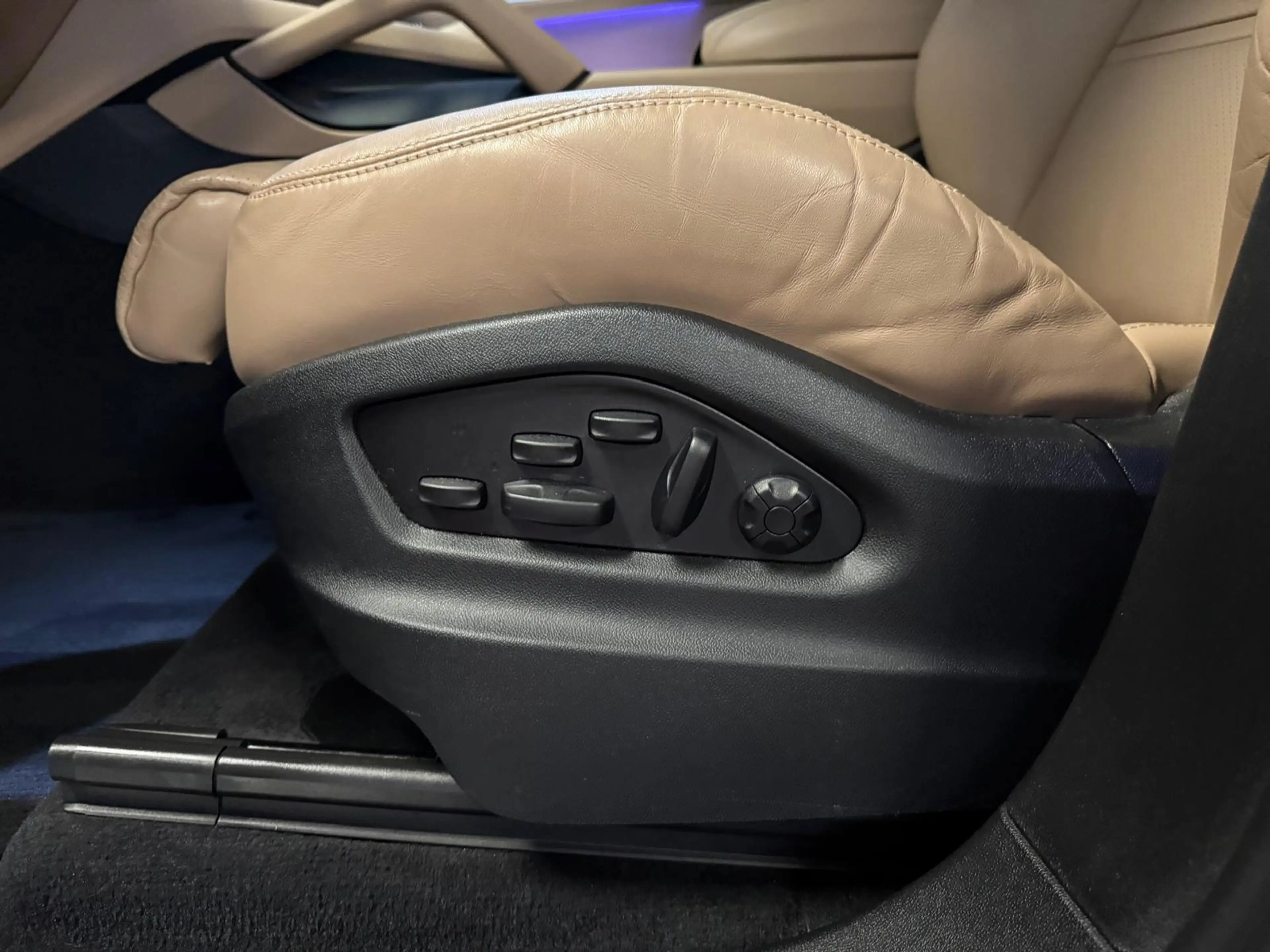 Porsche Cayenne 3.0 E-Hybrid SPORT DESIGN-PANORAMA-LUCHTV.-STOELEN — photo 15