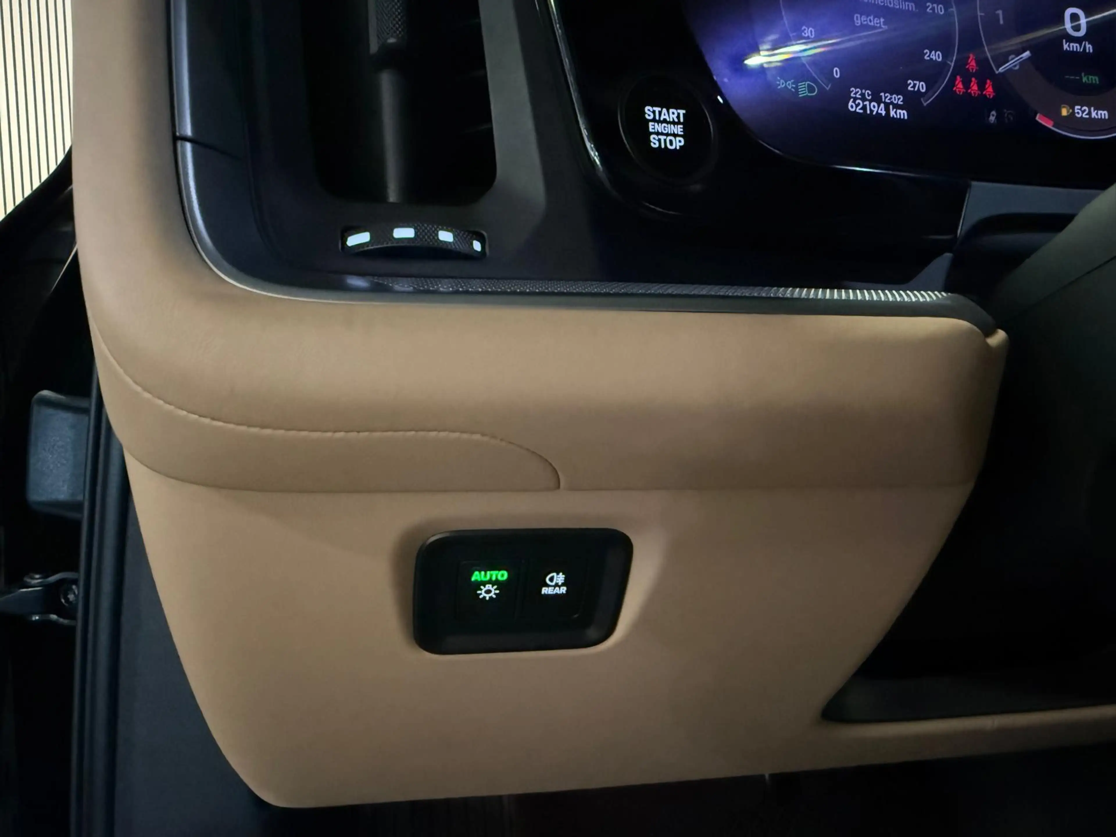 Porsche Cayenne 3.0 E-Hybrid SPORT DESIGN-PANORAMA-LUCHTV.-STOELEN — photo 16