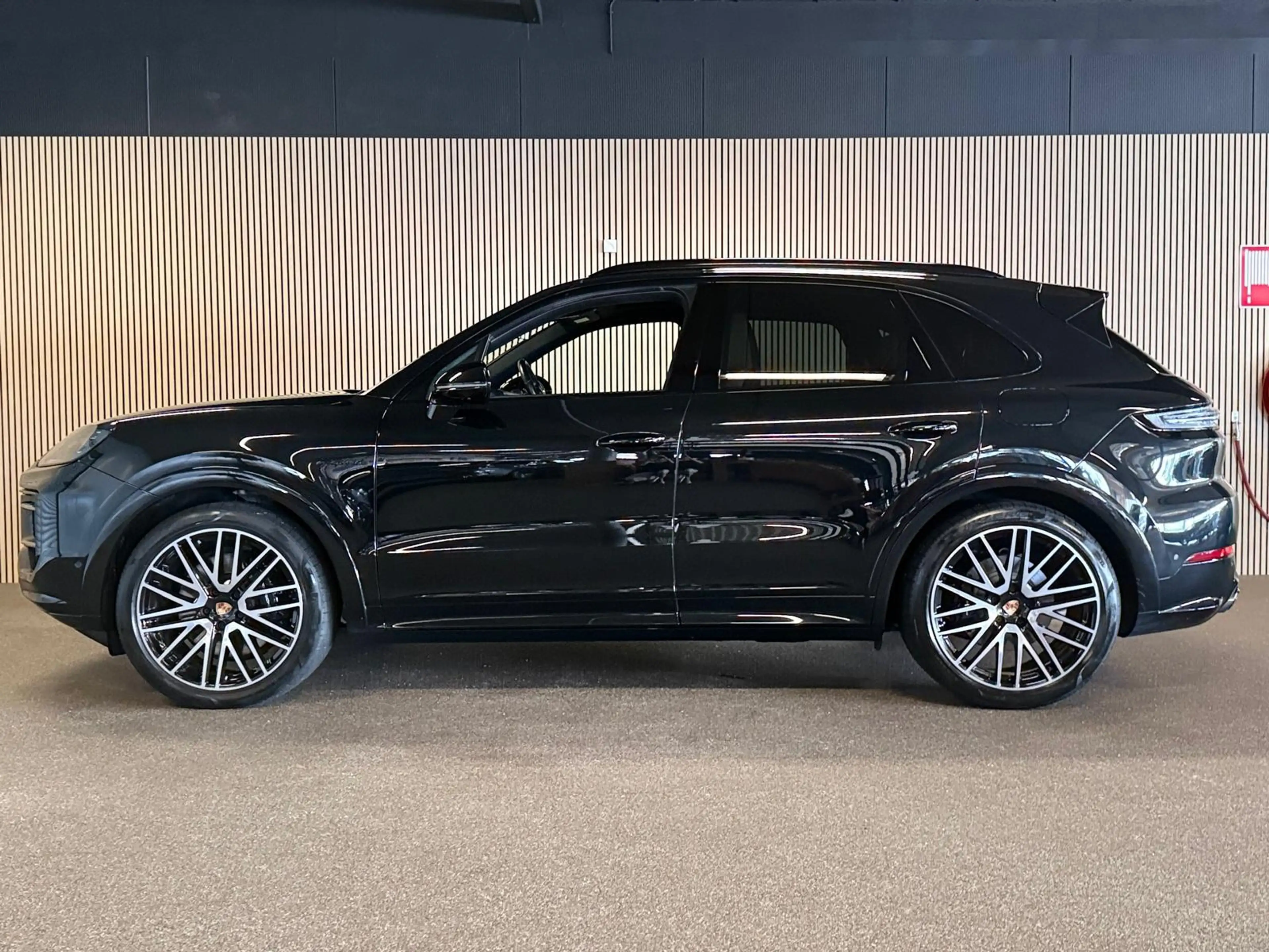 Porsche Cayenne 3.0 E-Hybrid SPORT DESIGN-PANORAMA-LUCHTV.-STOELEN — photo 8
