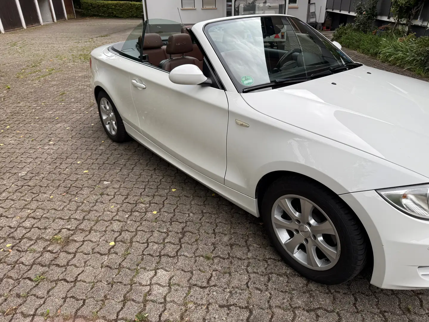 BMW 120 120i Cabrio Weiß - 1