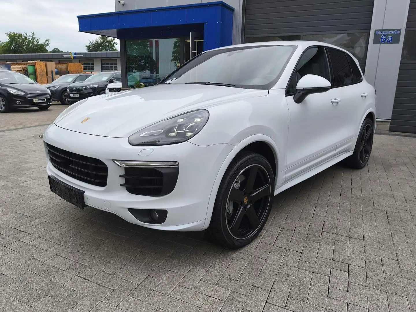 Porsche Cayenne S Platinum LED/Pano/Leder/AHK/BOSE/4xSHZ Bianco - 1