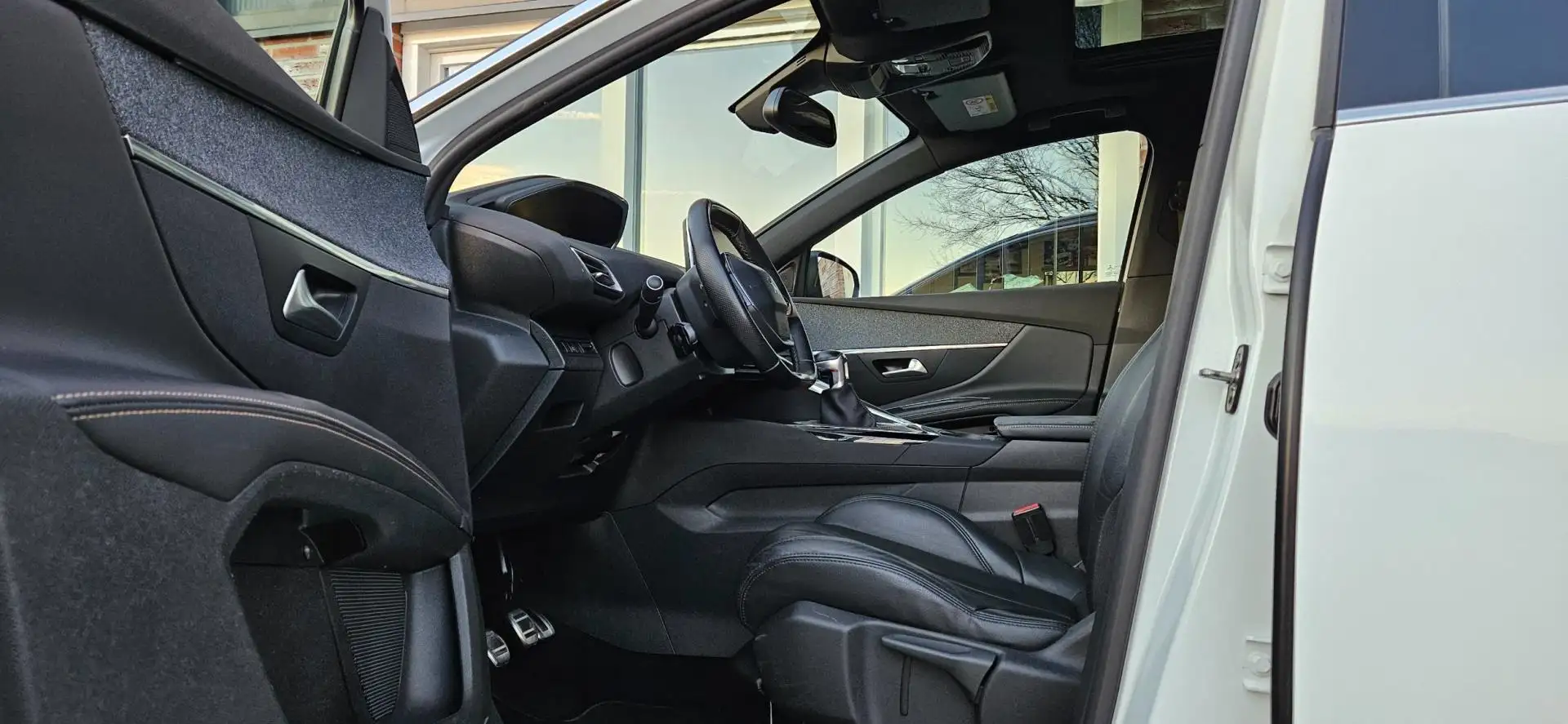 Peugeot 5008 1.2 PureTech Blue Lease GT-Line 7-Zitplaatsen! Tre Weiß - 2