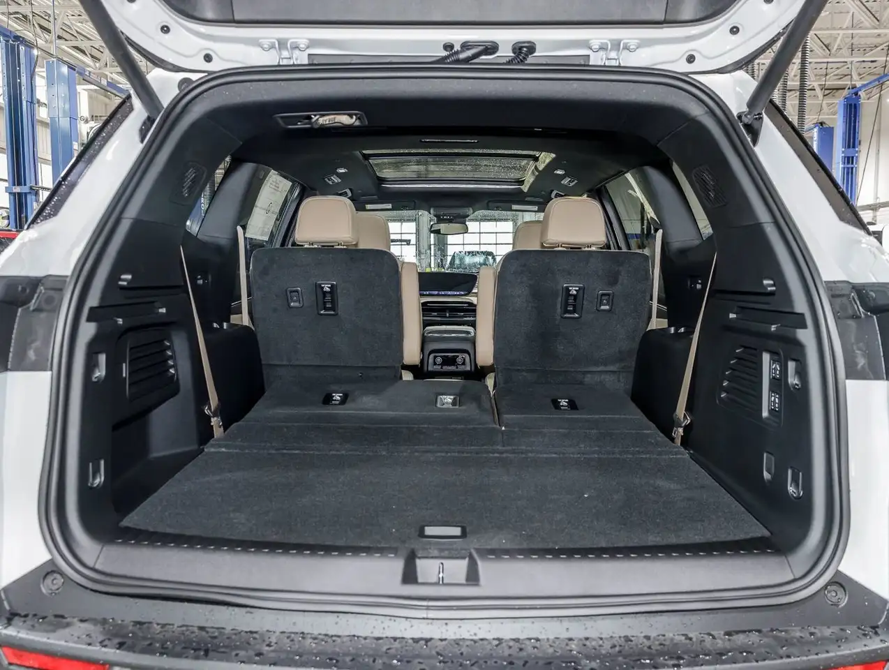 Buick Enclave снимка Buick Enclave