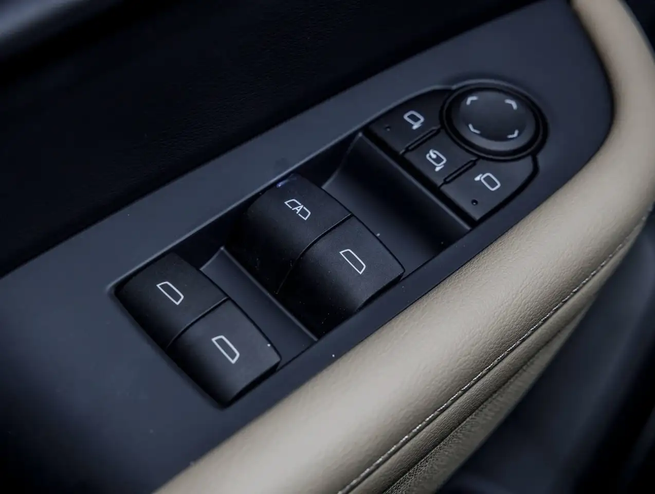 Buick Enclave снимка Buick Enclave