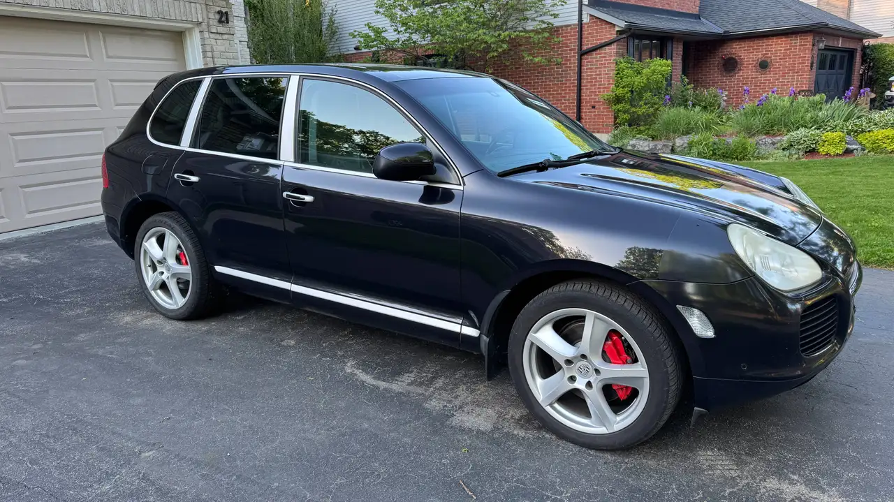 2004 Porsche Cayenne
