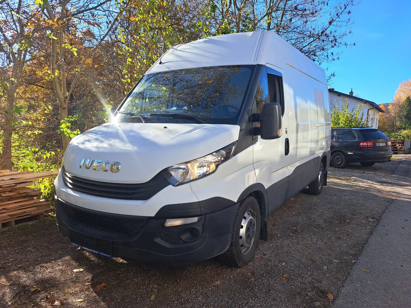 Iveco Daily Daily 35 S 12 C 3000L HD 2,3 TD - 1