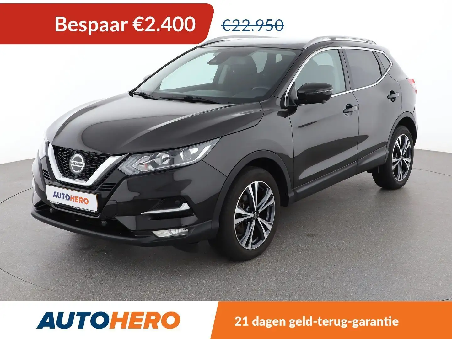 Nissan Qashqai 1.3 DIG-T N-Connecta Zwart - 1
