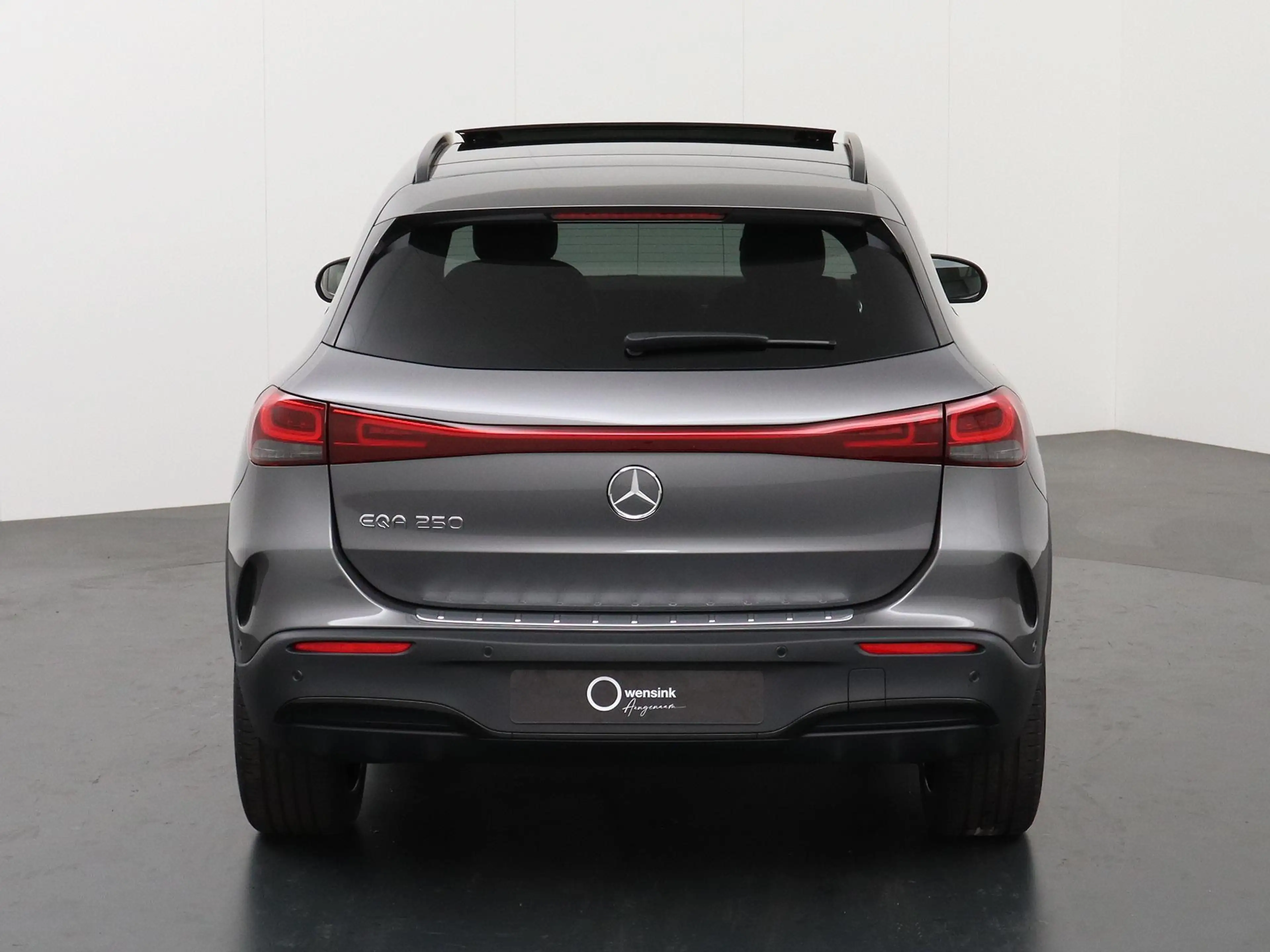Mercedes-Benz EQA 250 AMG Line 67 kWh | Trekhaak | Rijassistentiepakket — photo 4