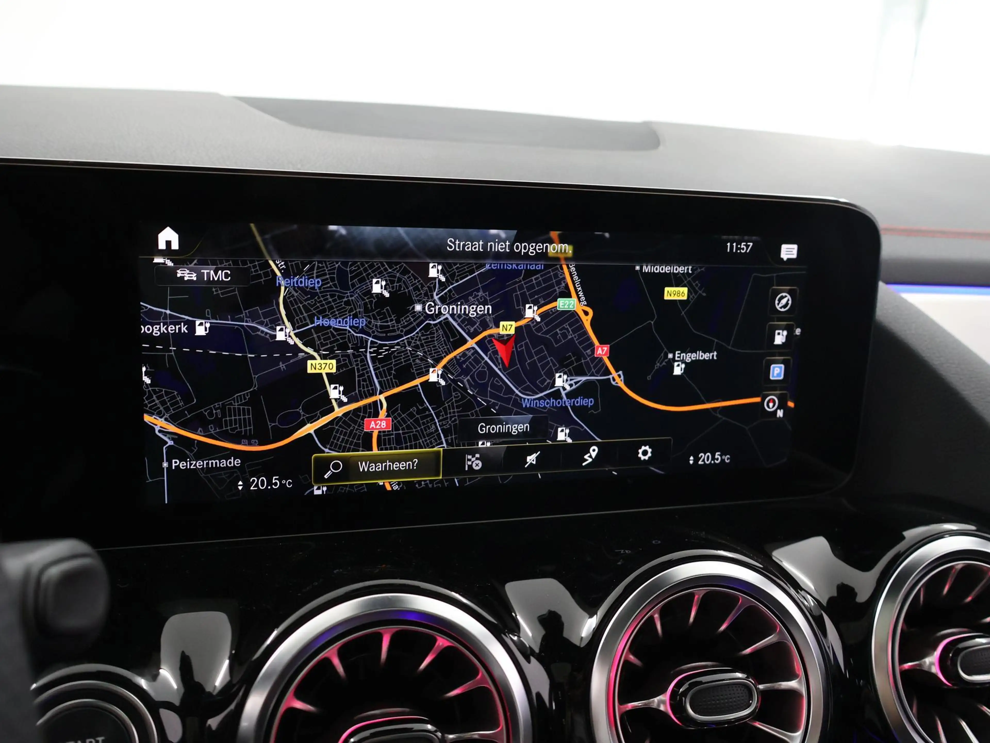 Mercedes-Benz EQA 250 AMG Line 67 kWh | Trekhaak | Rijassistentiepakket — photo 13