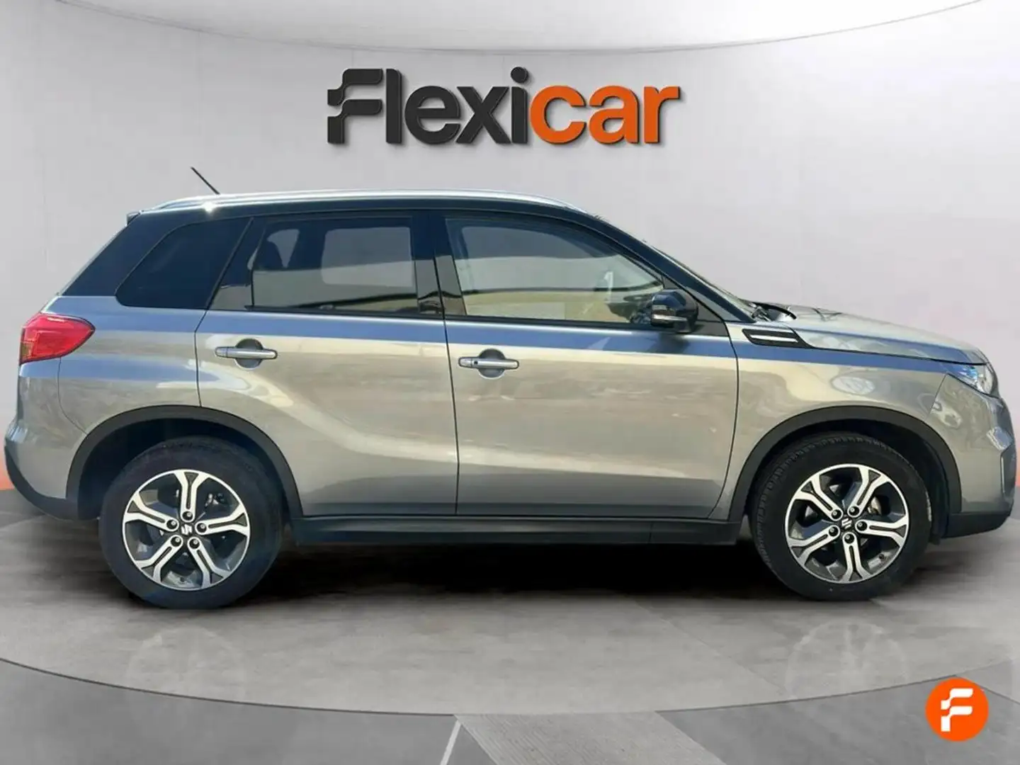 Suzuki Vitara 1.6 VVT GL - 5P (2015) Gris - 2
