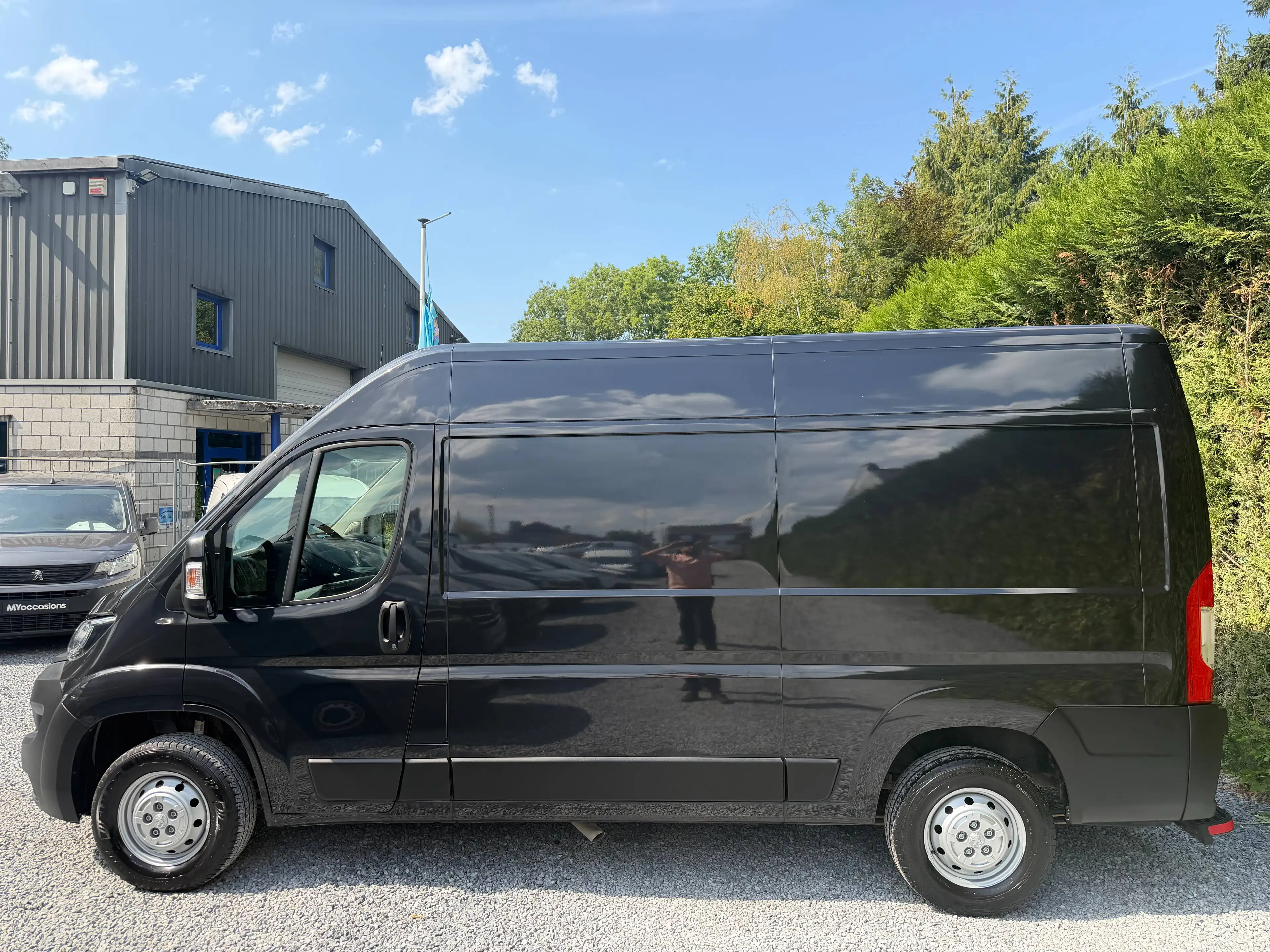 Peugeot Boxer 2.2 BlueHDi L2H2 - 165 CHEVAUX - UTILITAIRE - TVA DEDUCTIBLE - A VOIR - — photo 3