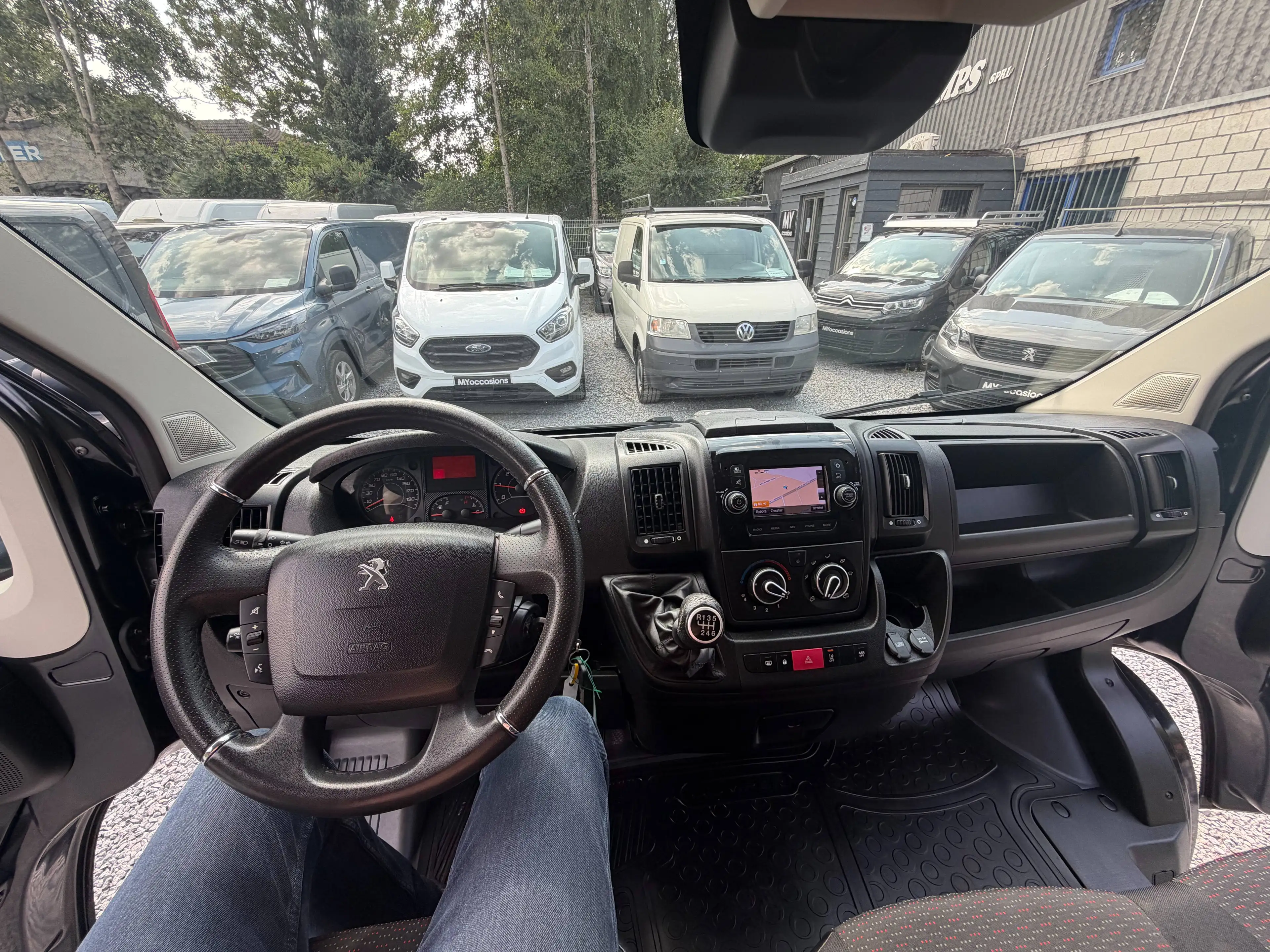 Peugeot Boxer 2.2 BlueHDi L2H2 - 165 CHEVAUX - UTILITAIRE - TVA DEDUCTIBLE - A VOIR - — photo 15