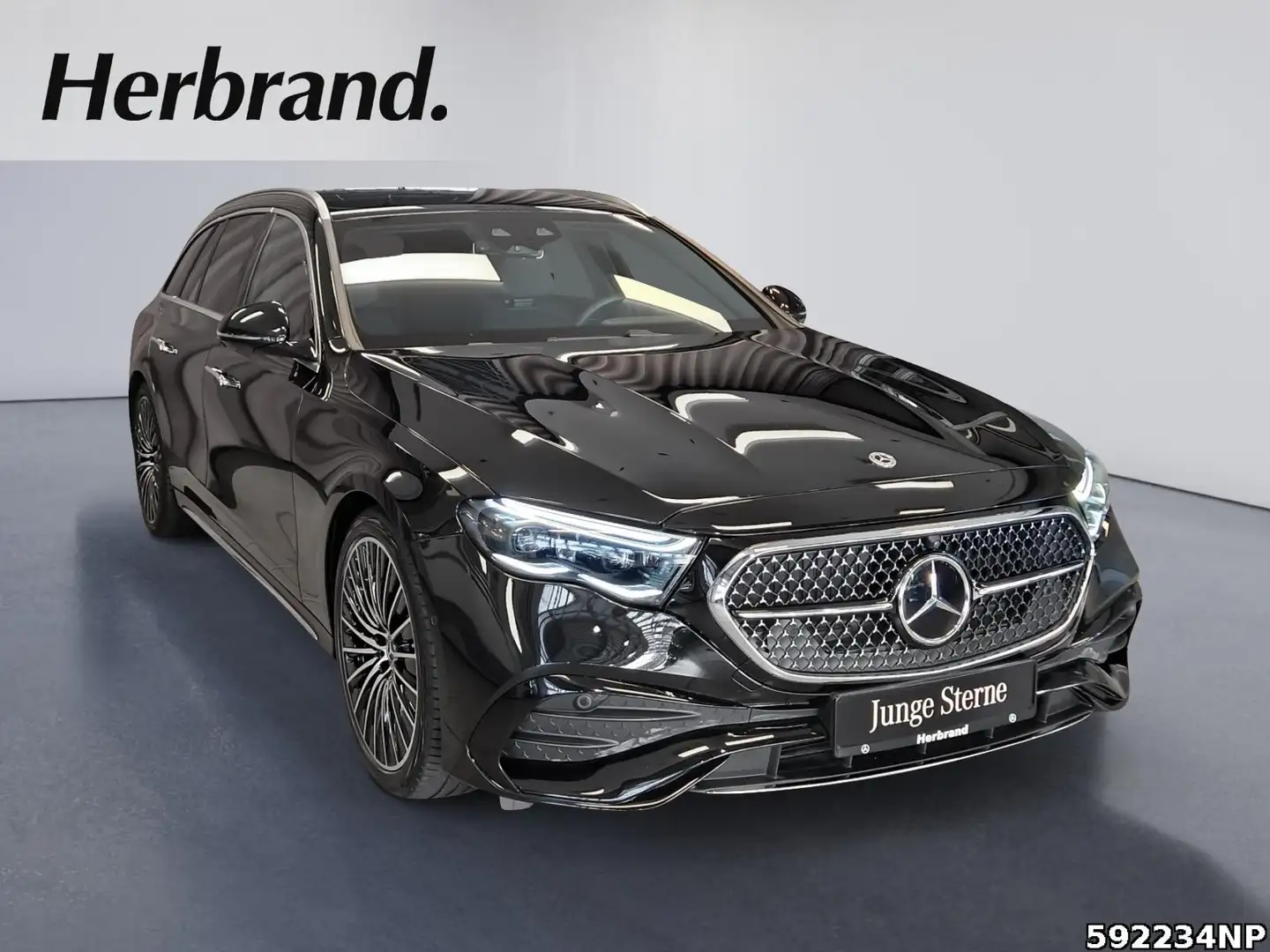 Mercedes-Benz E 220 d T AMG AHK DIGITAL LIGHT 360° DISTRONIC Schwarz - 2