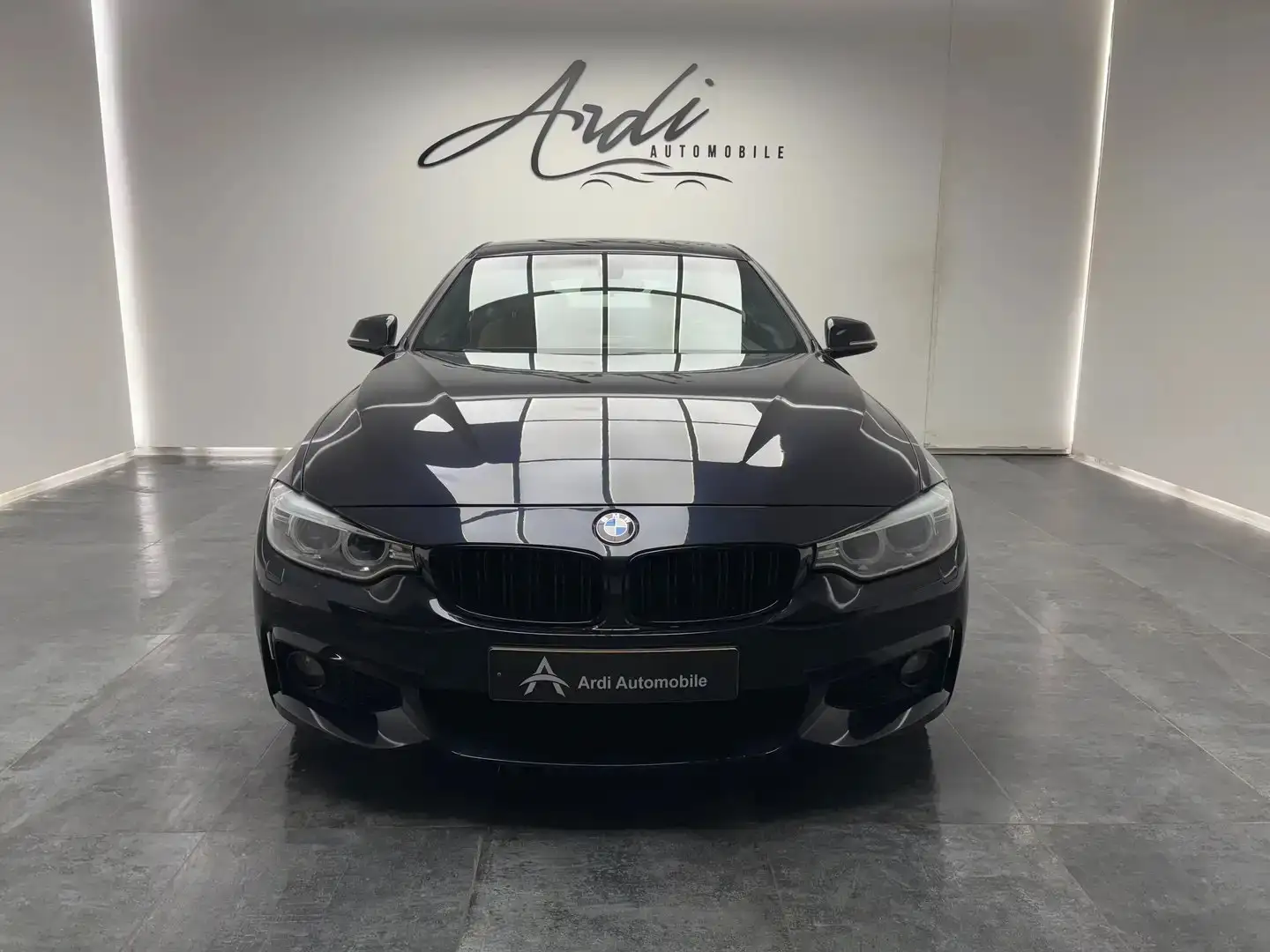 BMW 418 d *GARANTIE 12 MOIS*1er PROPIO*PACK M*AIRCO*LED* Modrá - 2