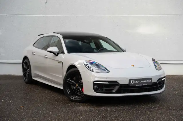 Porsche Panamera view 2