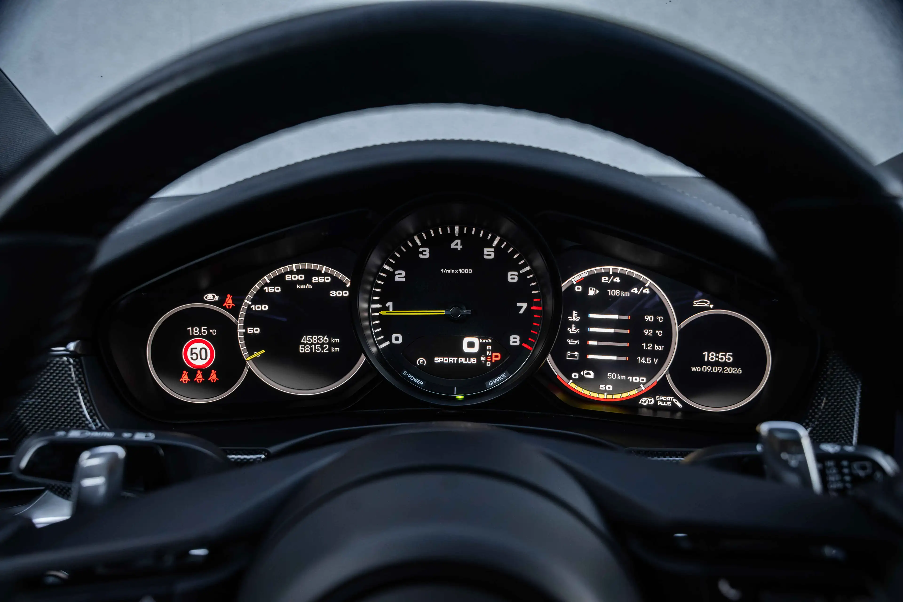 Porsche Panamera 4 E-Hybrid Sport Turismo PDLS/PANO/LUCHTV./BOSE/SOFTCLOSE/360° — photo 14