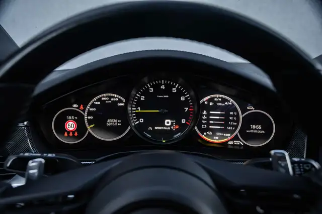 Porsche Panamera view 14