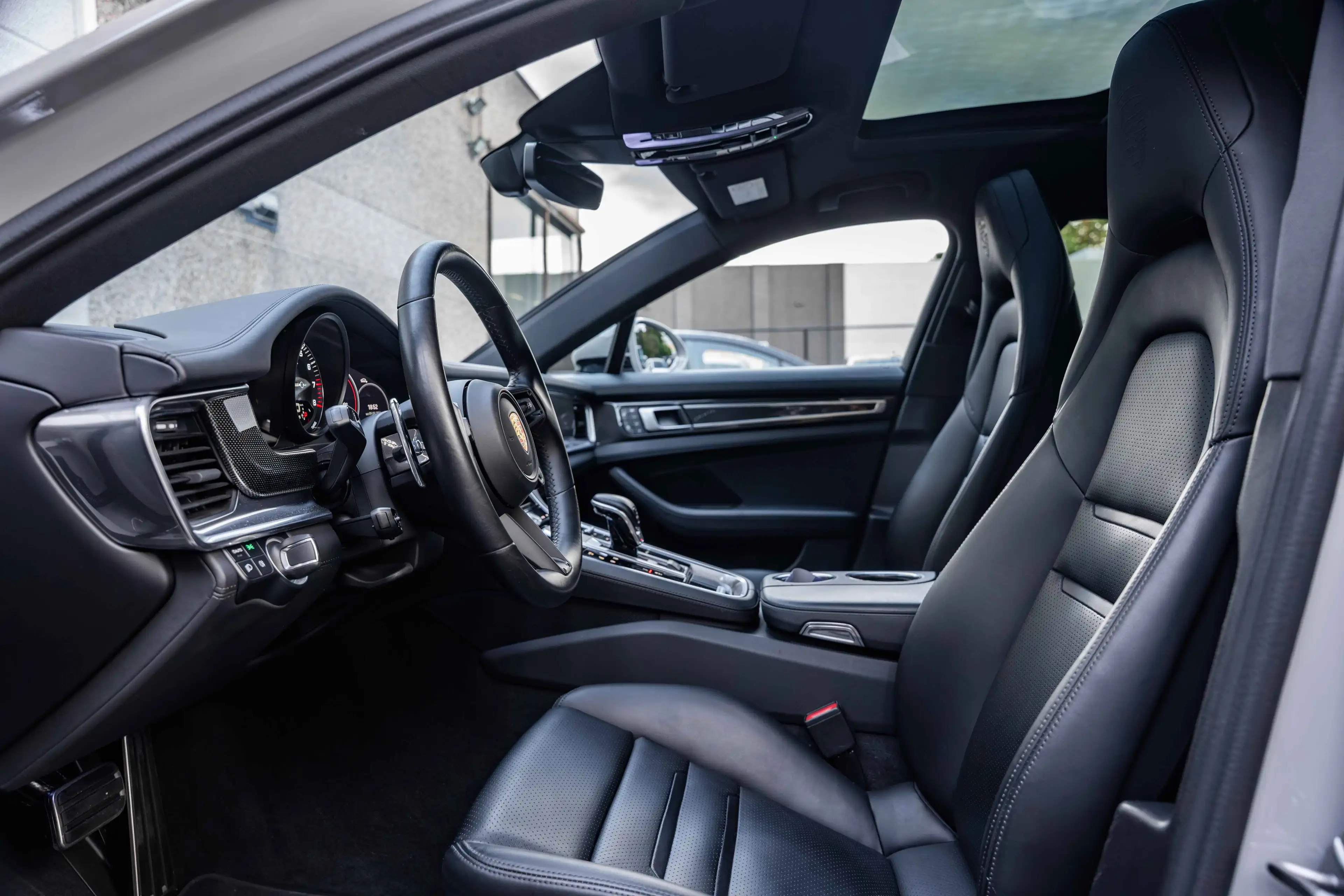 Porsche Panamera 4 E-Hybrid Sport Turismo PDLS/PANO/LUCHTV./BOSE/SOFTCLOSE/360° — photo 12