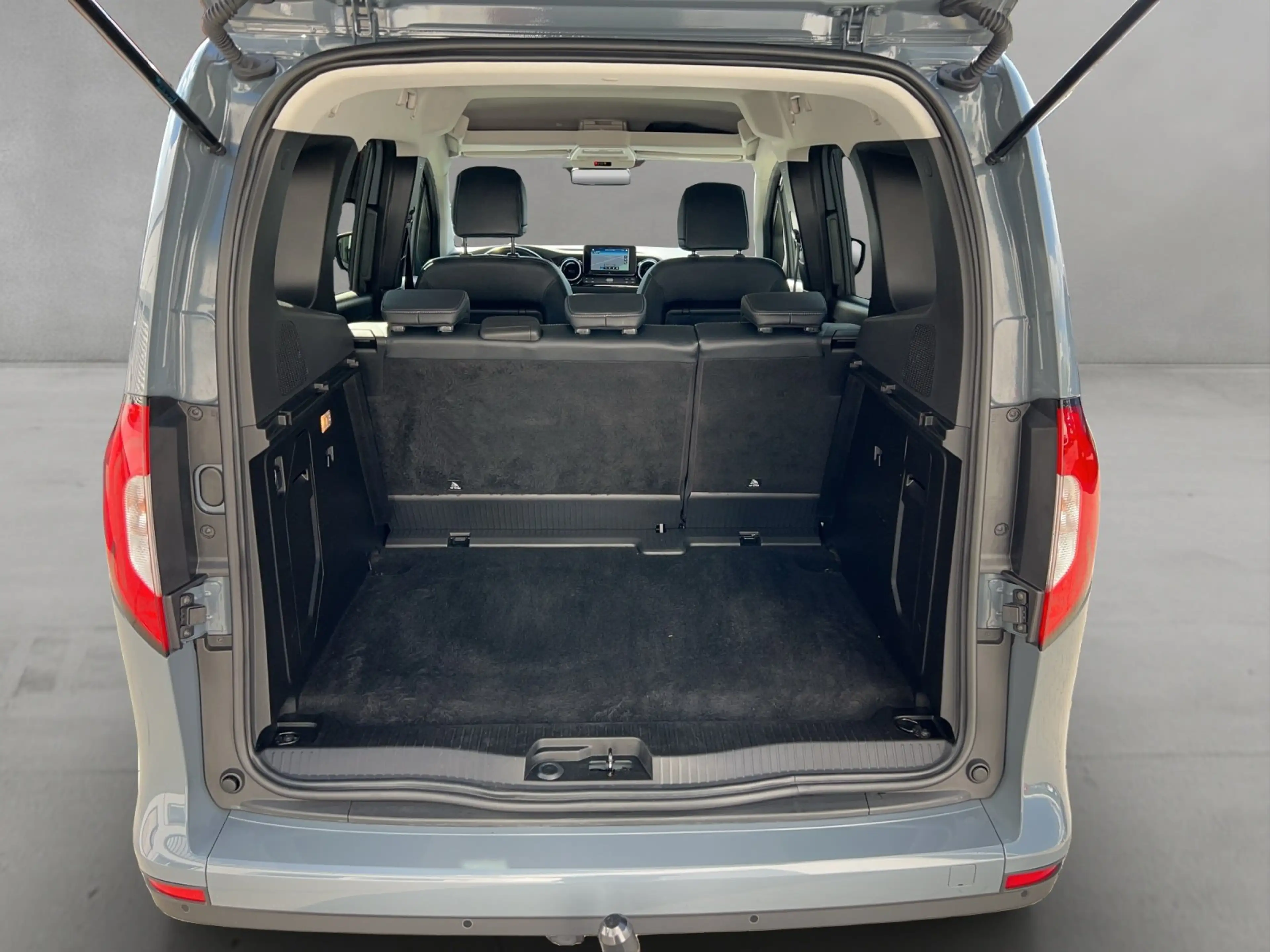 Mercedes-Benz T-Class 180 d Edition Aut. AHK/KAMERA/LEDER/SHZ/LED/ — photo 7
