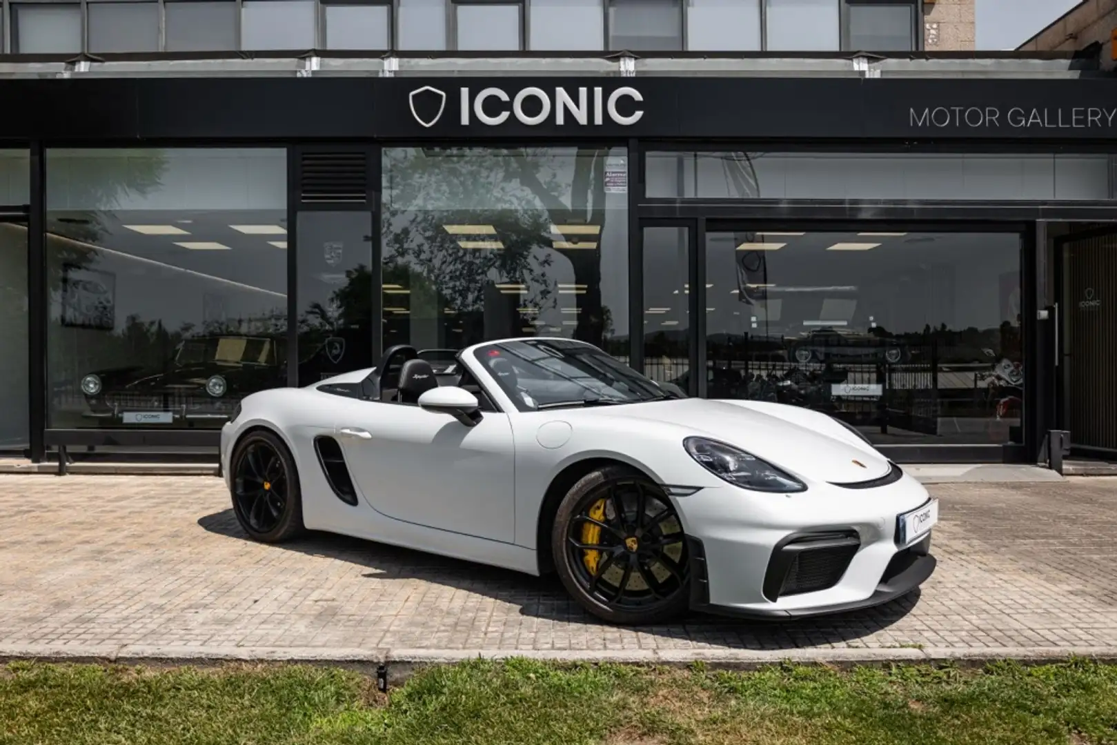 Porsche 718 Spyder Blanco - 1