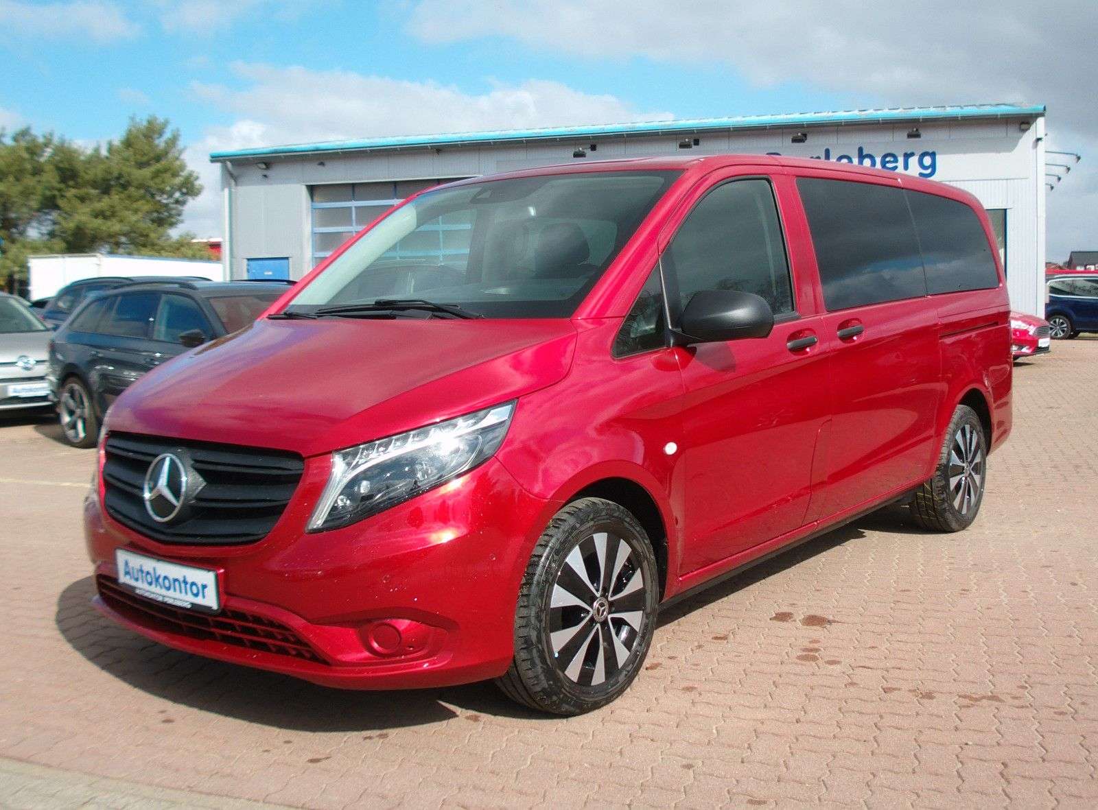 Second hand Mercedes Benz Vito 
