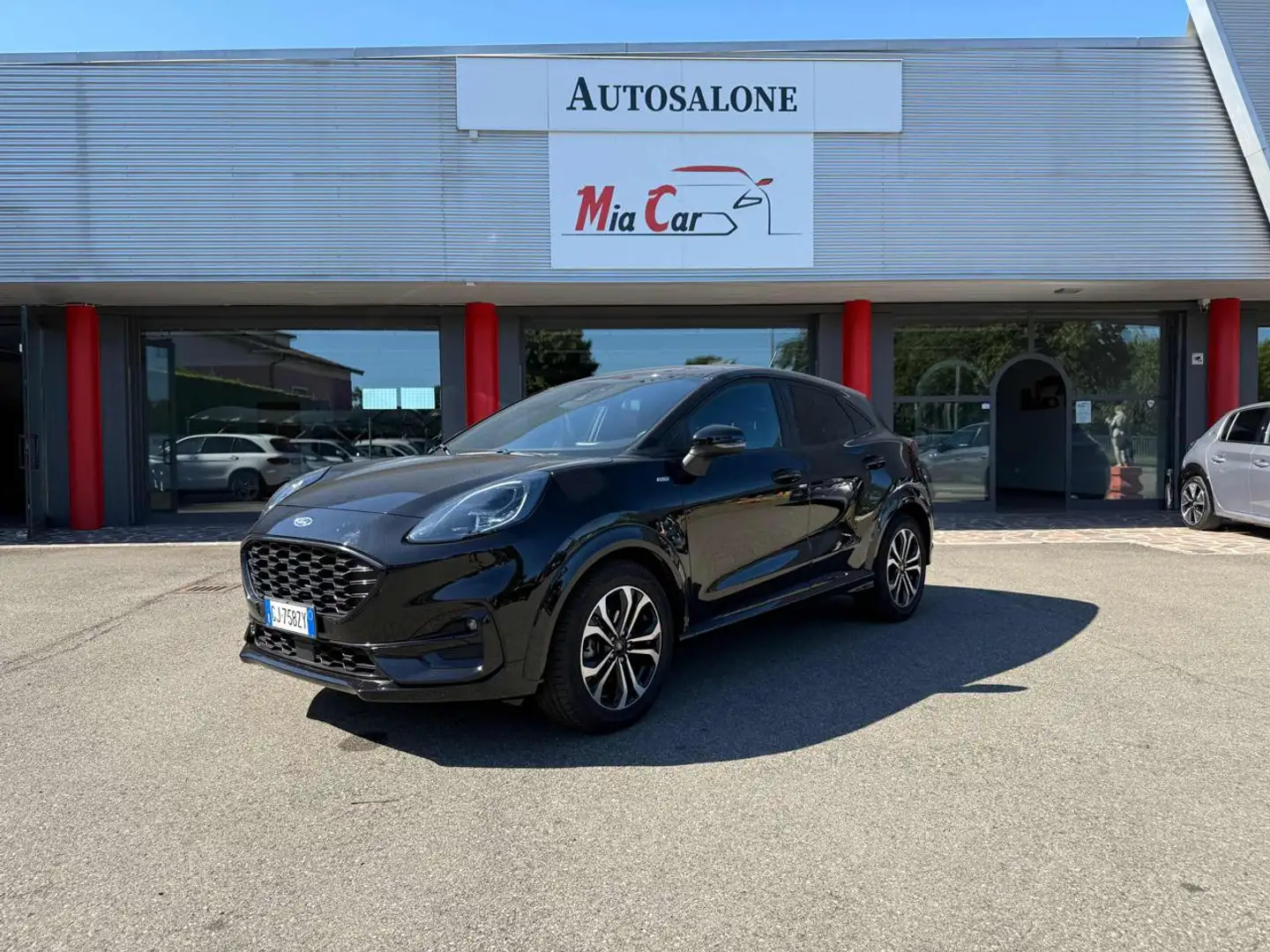 Ford Puma 1.0 EcoBoost Hybrid 125 CV S&S ST-Line Zwart - 1