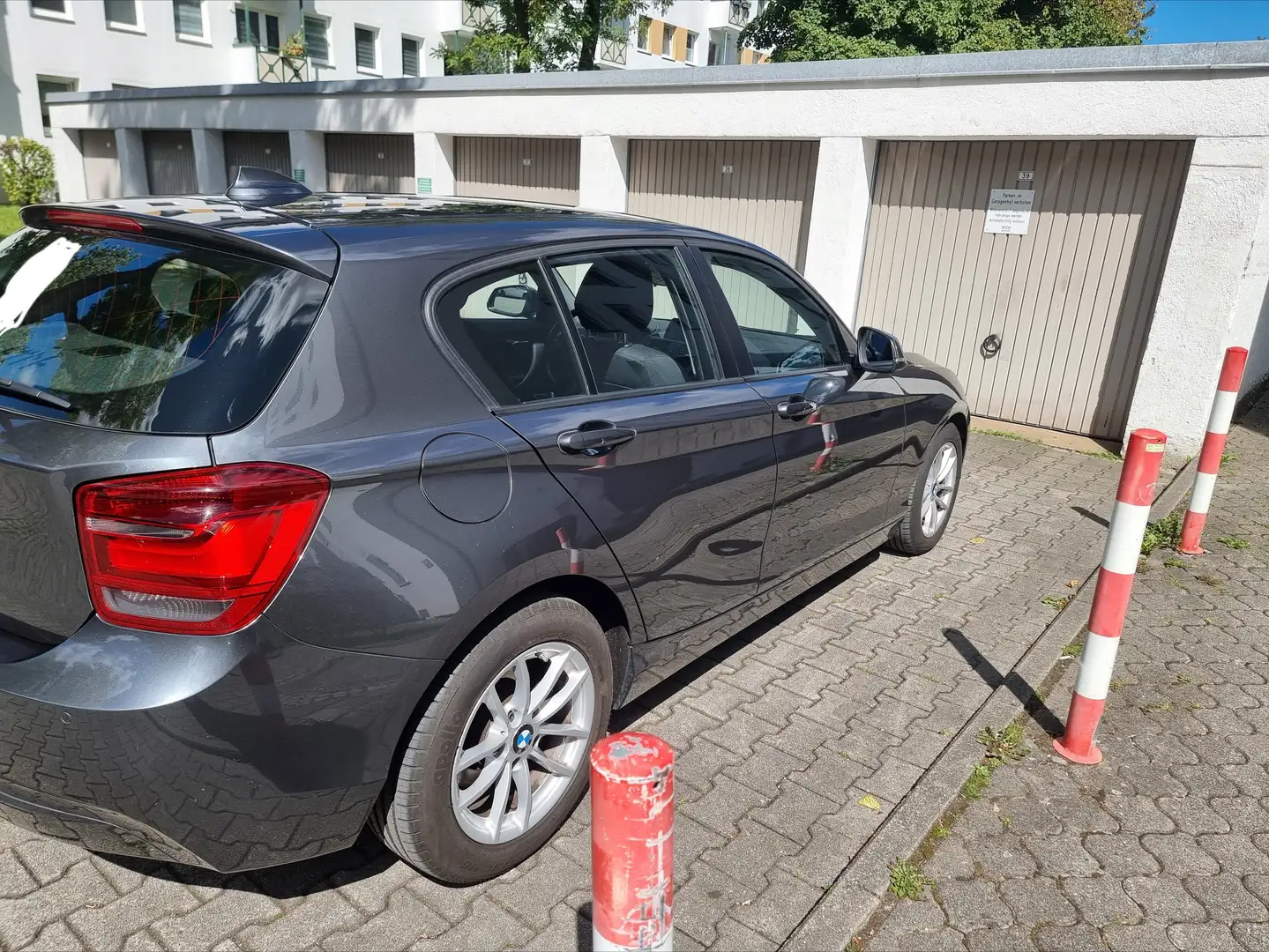 BMW 116 116d Aut. Šedá - 2