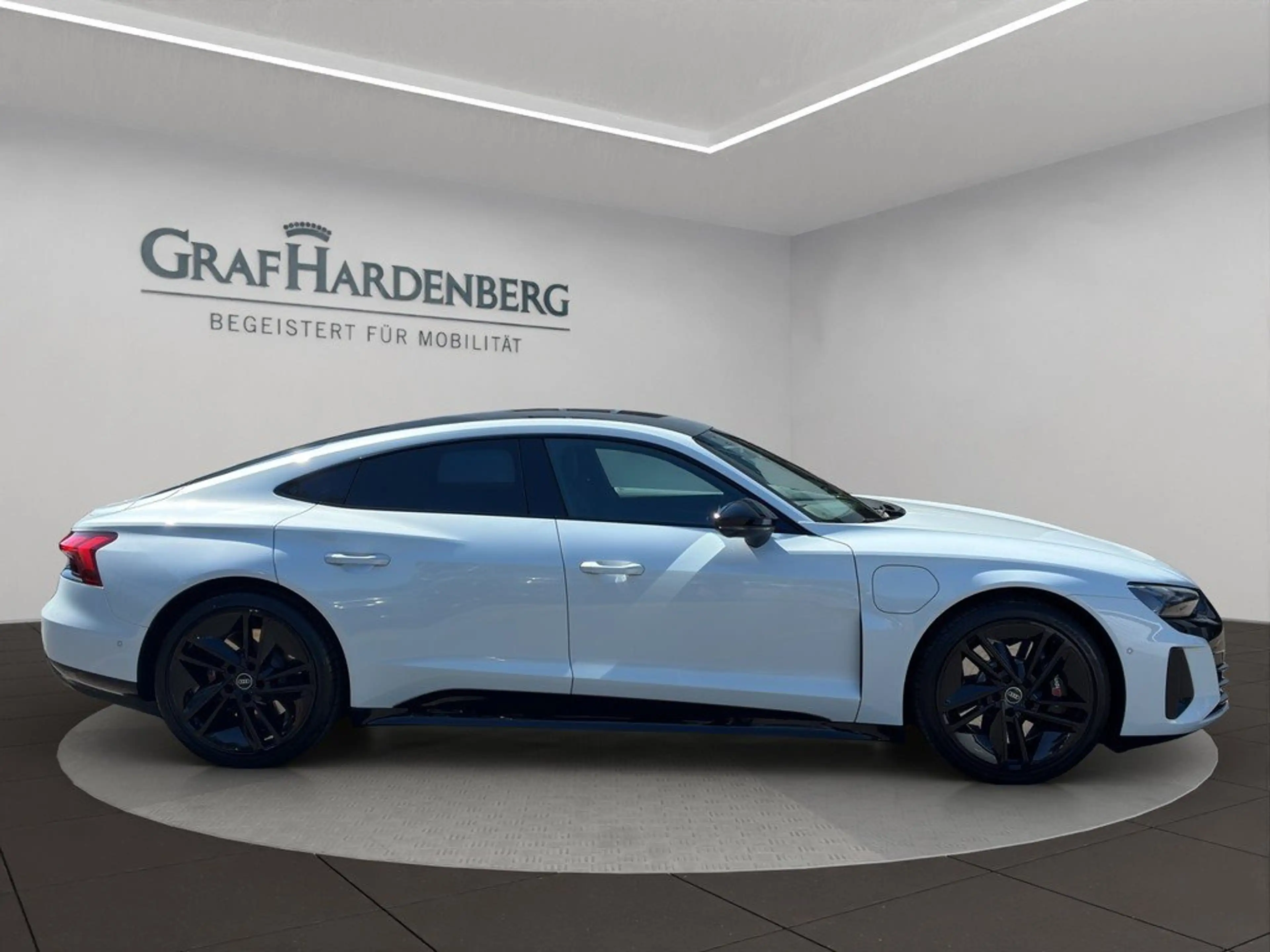 Audi e-tron GT quattro Matrix B&O Navi 360°Kamera ACC — photo 7