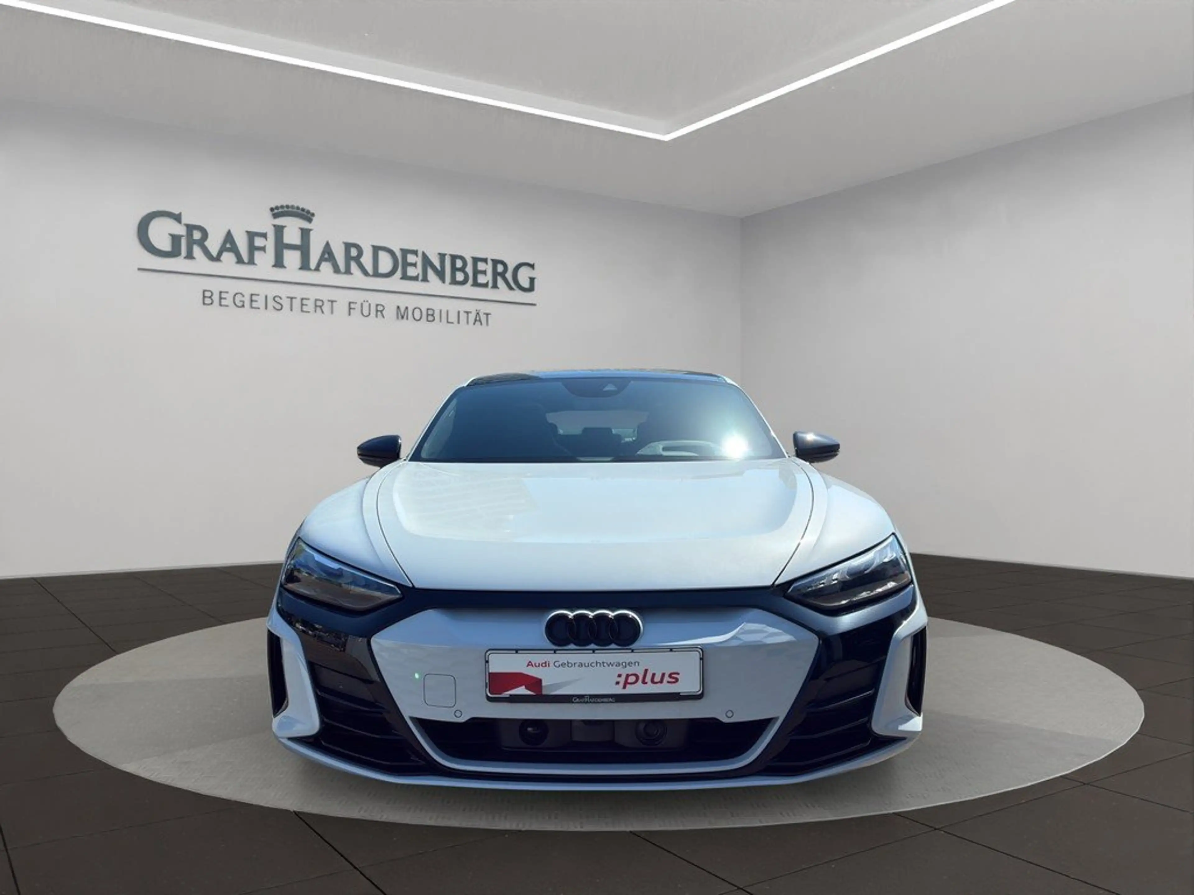 Audi e-tron GT quattro Matrix B&O Navi 360°Kamera ACC — photo 9
